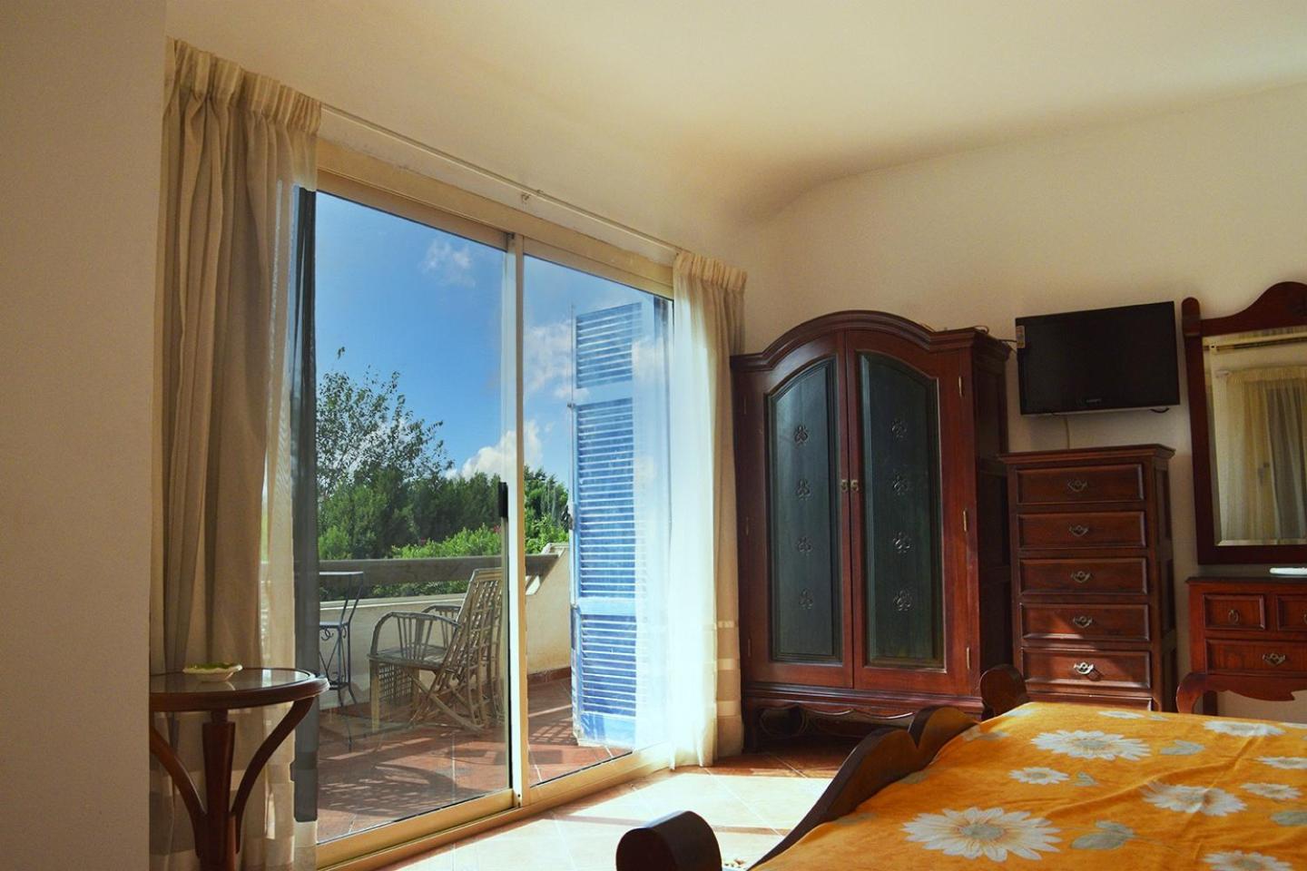 Sandorini Villa for Rent