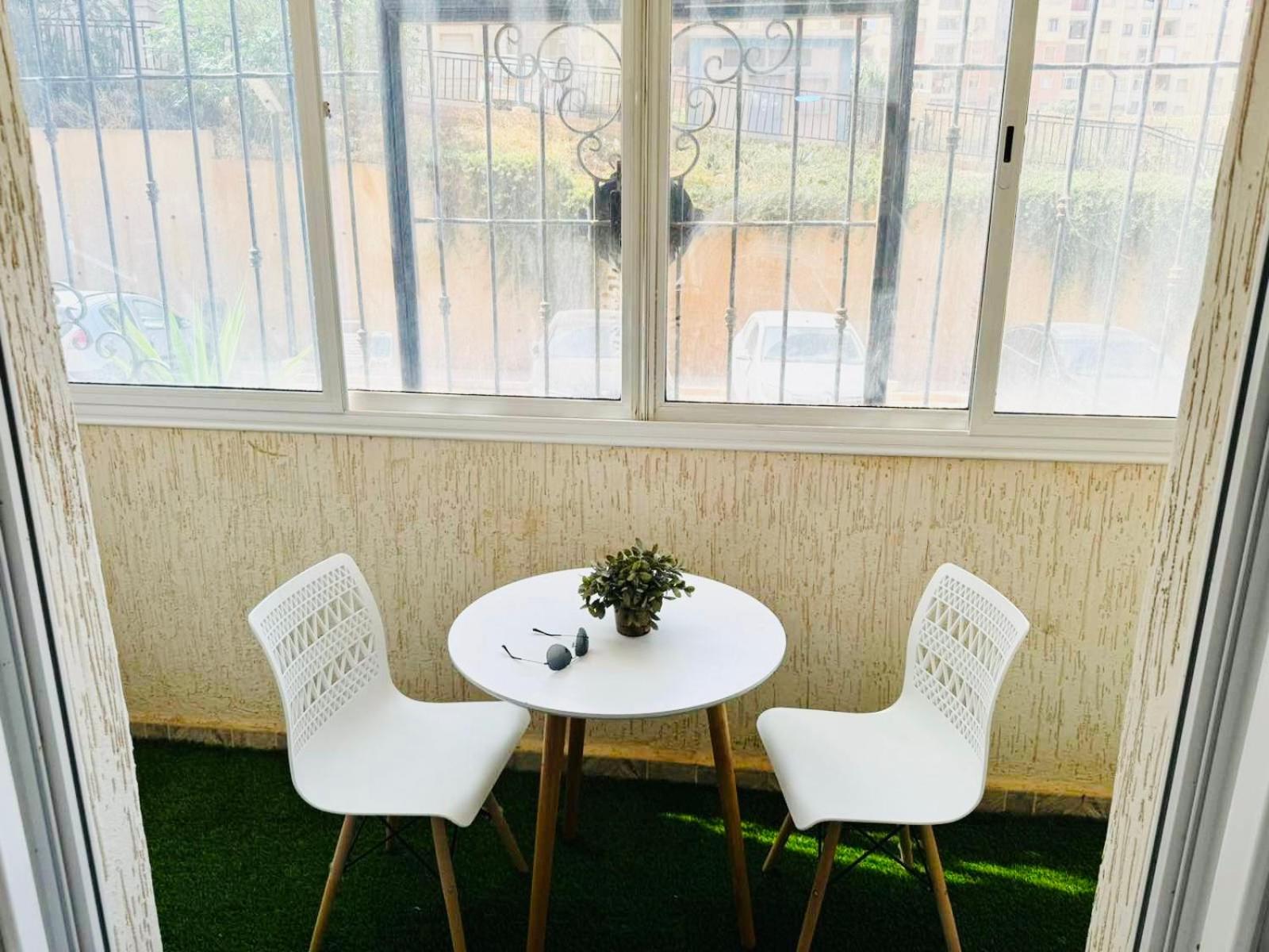 Appartement F5 spacieux équipé haut standing Mahelma Alger