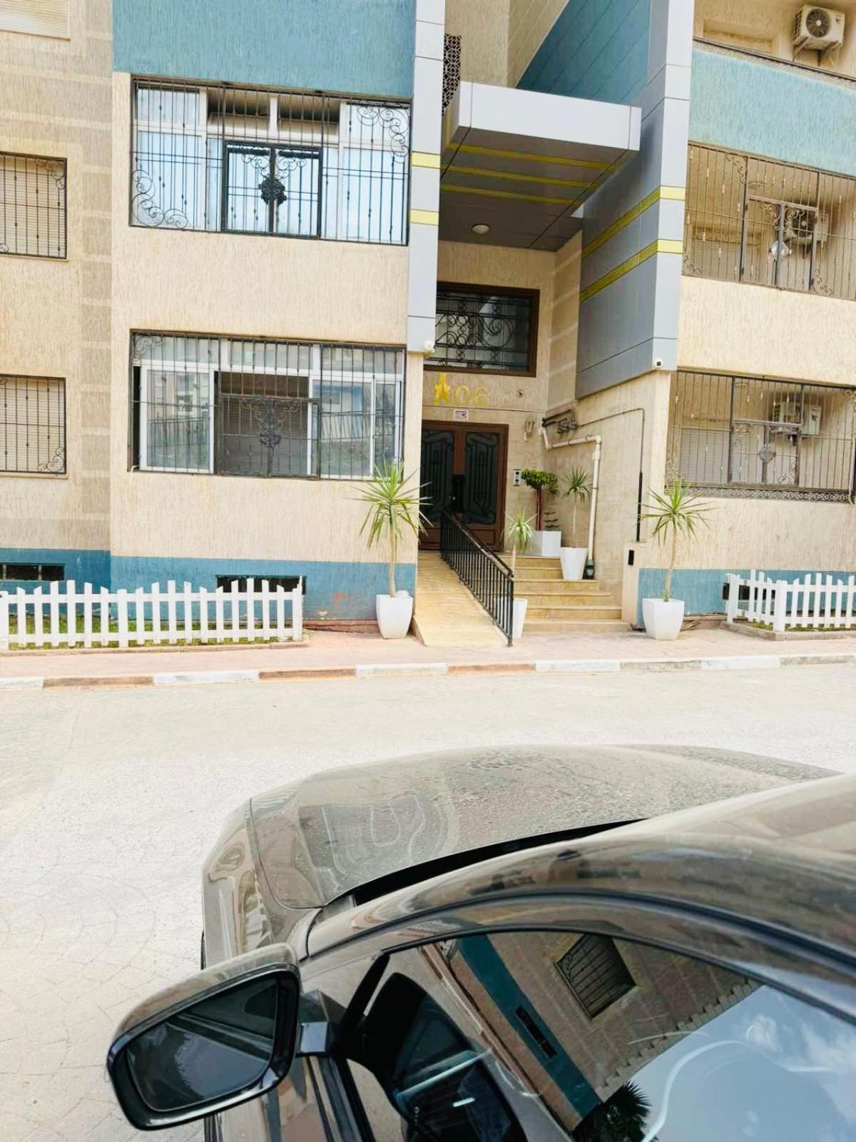 Appartement F5 spacieux équipé haut standing Mahelma Alger