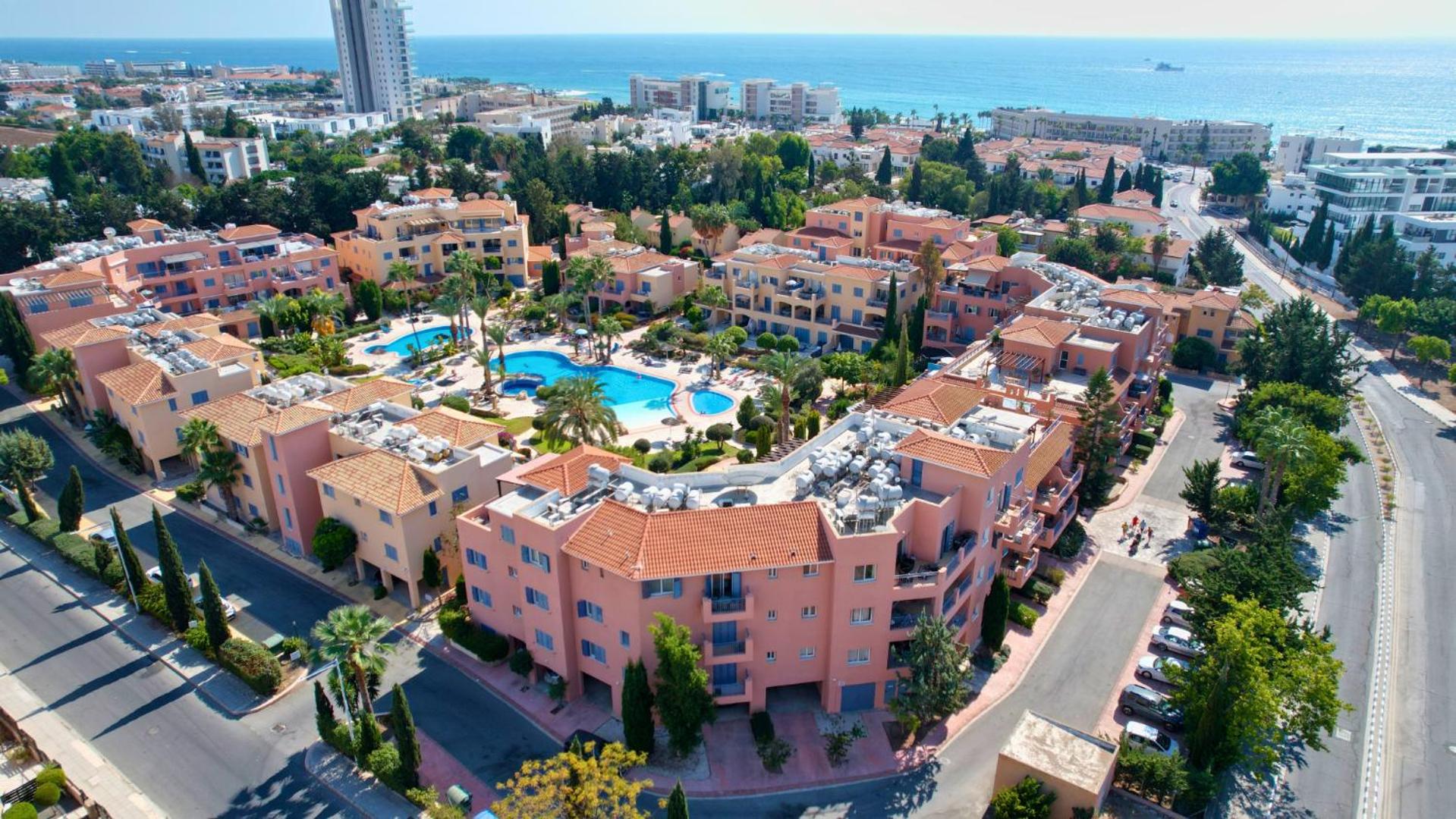Holiday in Paphos, Prime Location Resort Pools, Jacuzzis, Harbor & 300m to the Beach