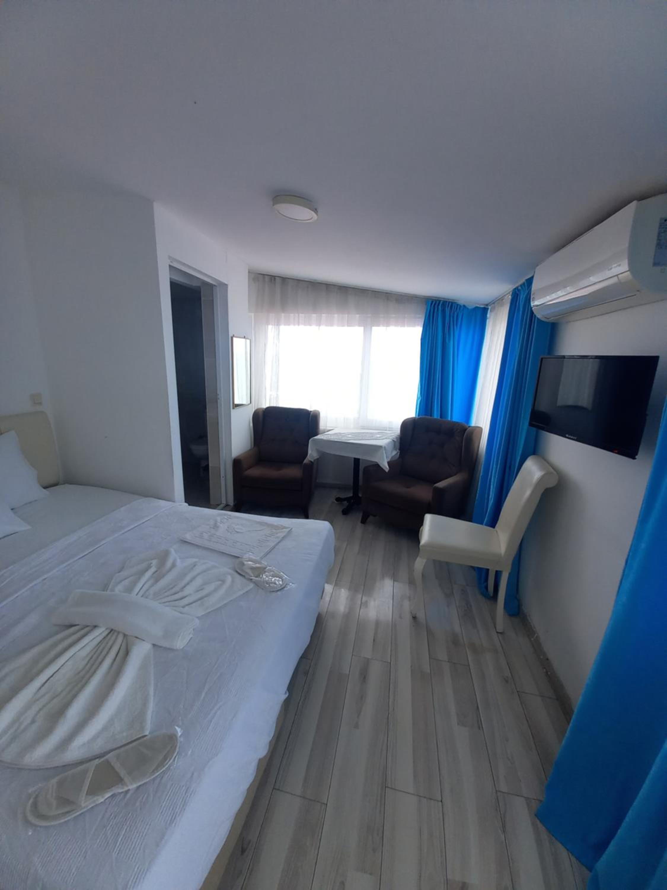 Paradise Hotel Akcay
