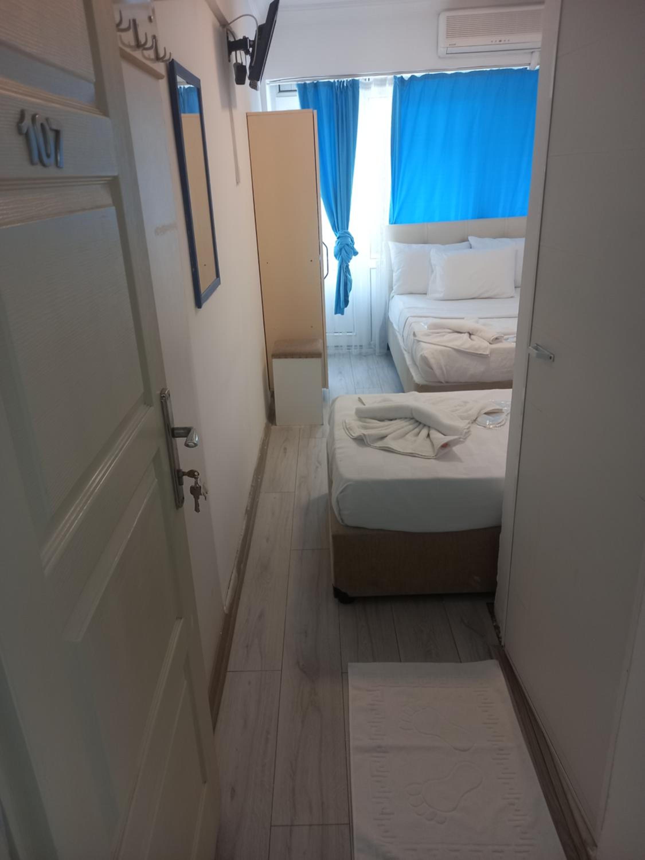 Paradise Hotel Akcay