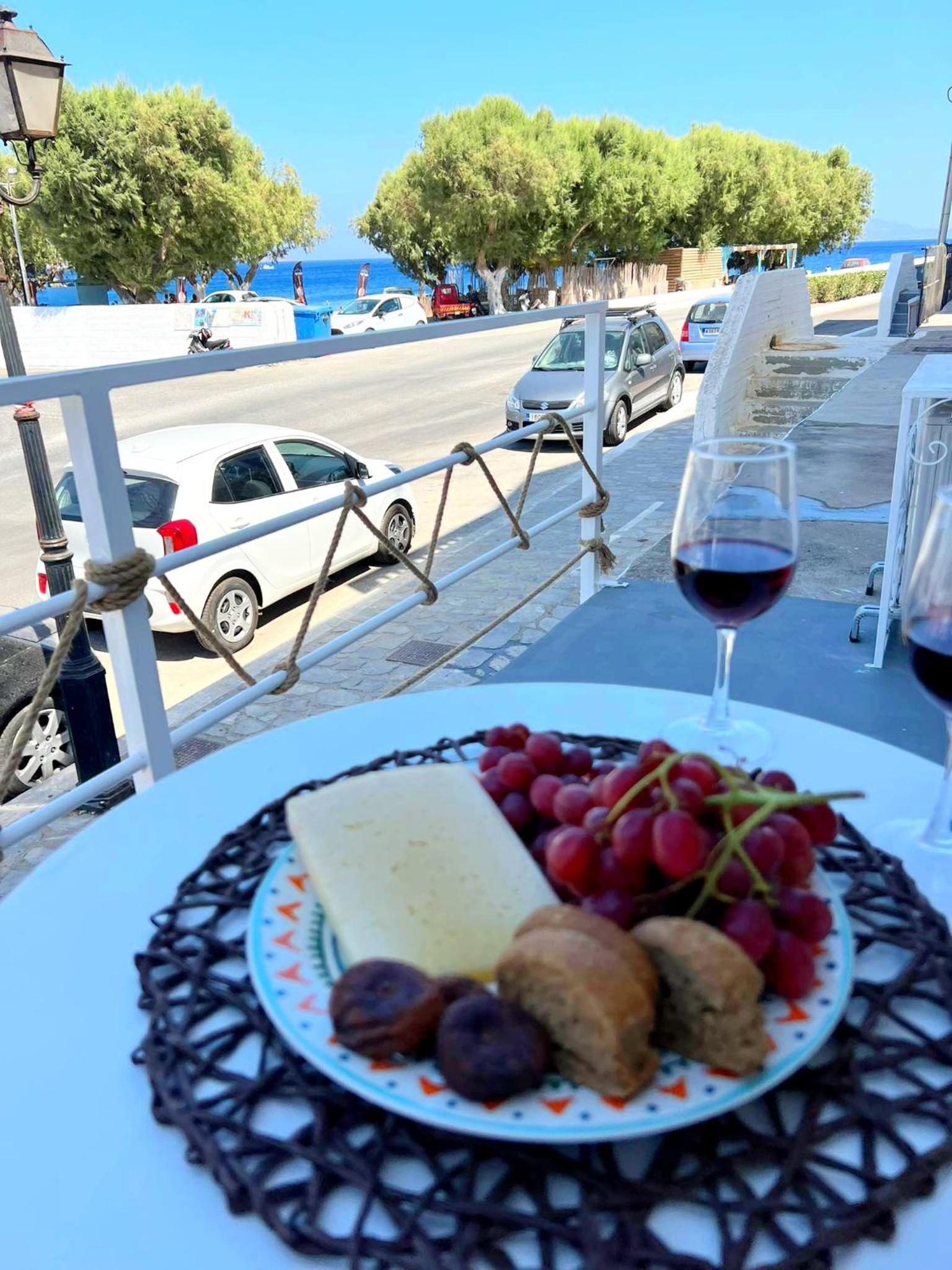 Calliste Nest In Kasonia, Pothia Harbour photo 3