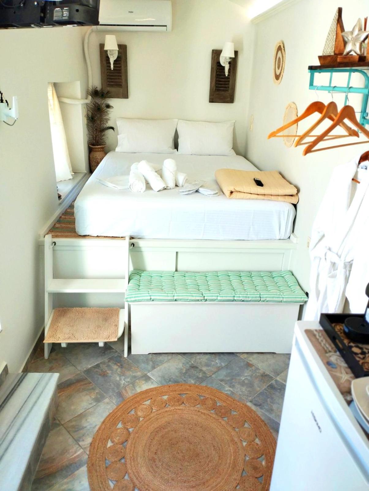 Calliste Nest In Kasonia, Pothia Harbour photo 4