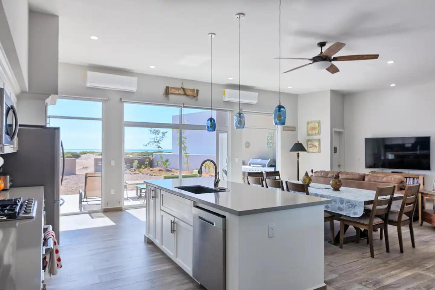 Seaside Adventure 4 Bedroom House view 5