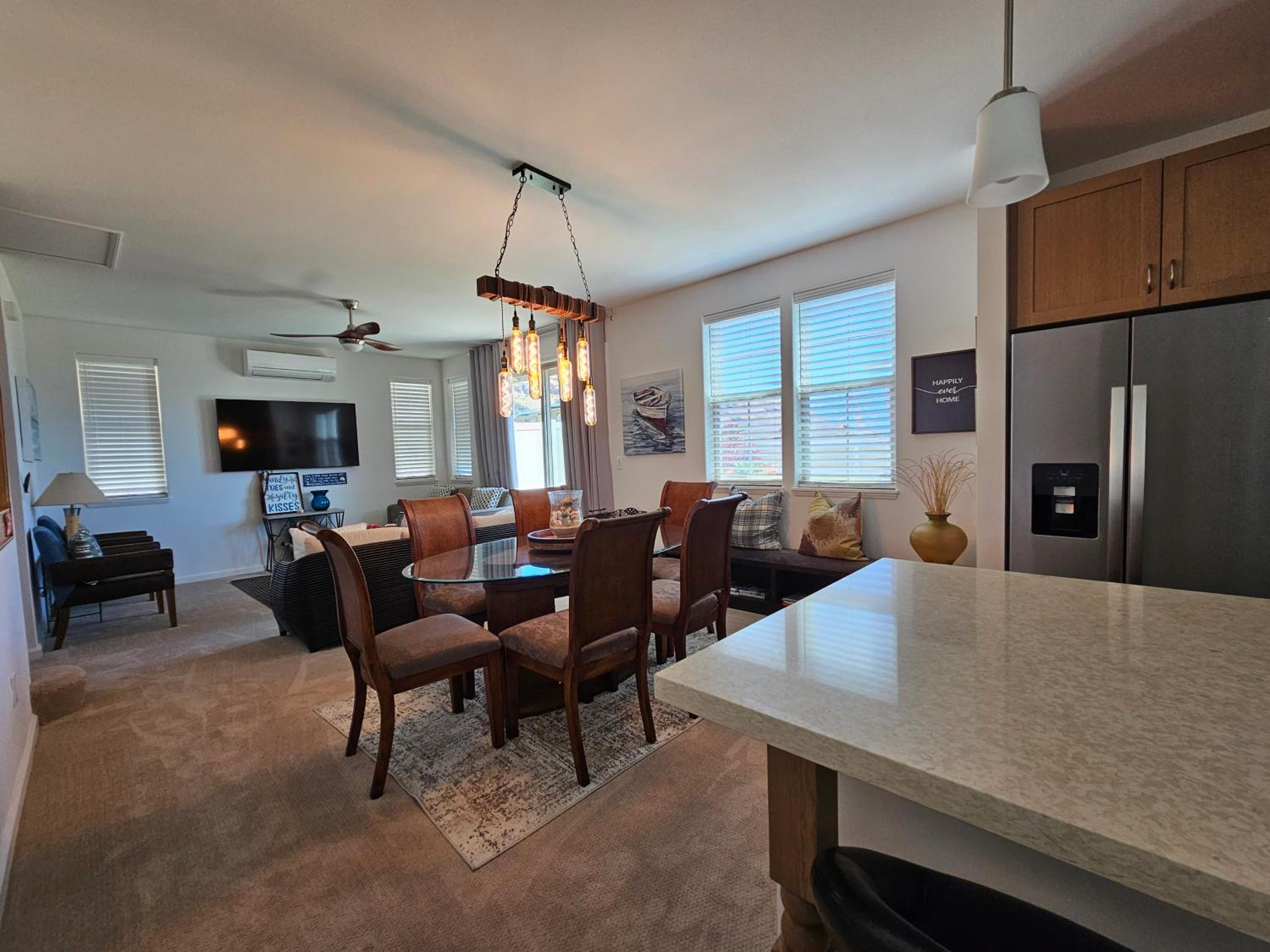Paradise Ohana Ocean View Oasis with community Pool, Spa, Gym and Rec Area with PingPong, Air Hockey and Foosball