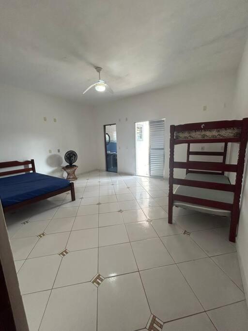 Casa com piscina na Martim de Sá