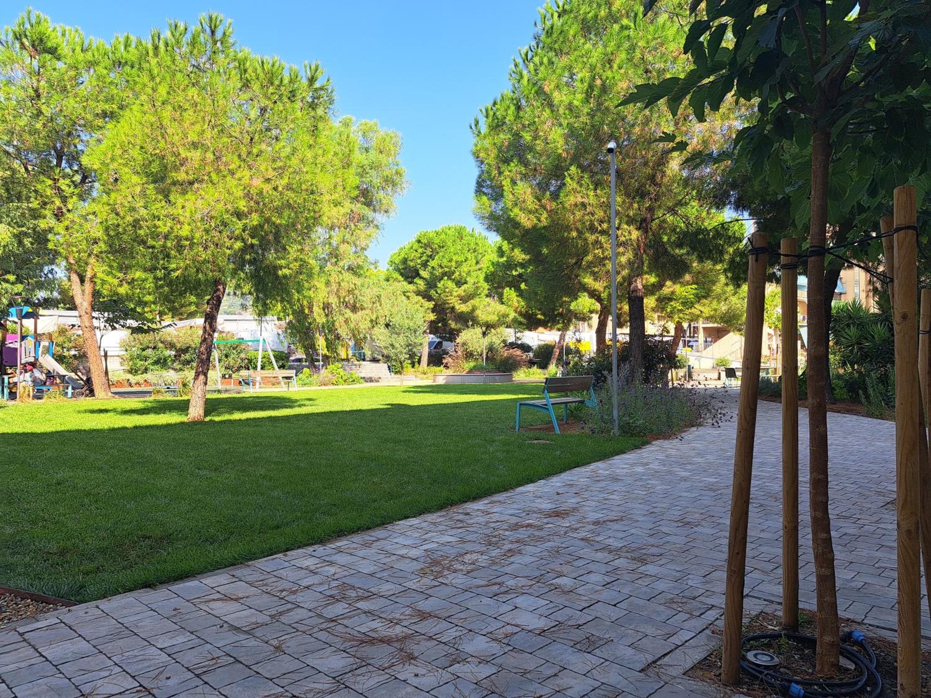 Appartamento - terrazzo vivibile vista mare, wi-fi e box gratuiti view 4