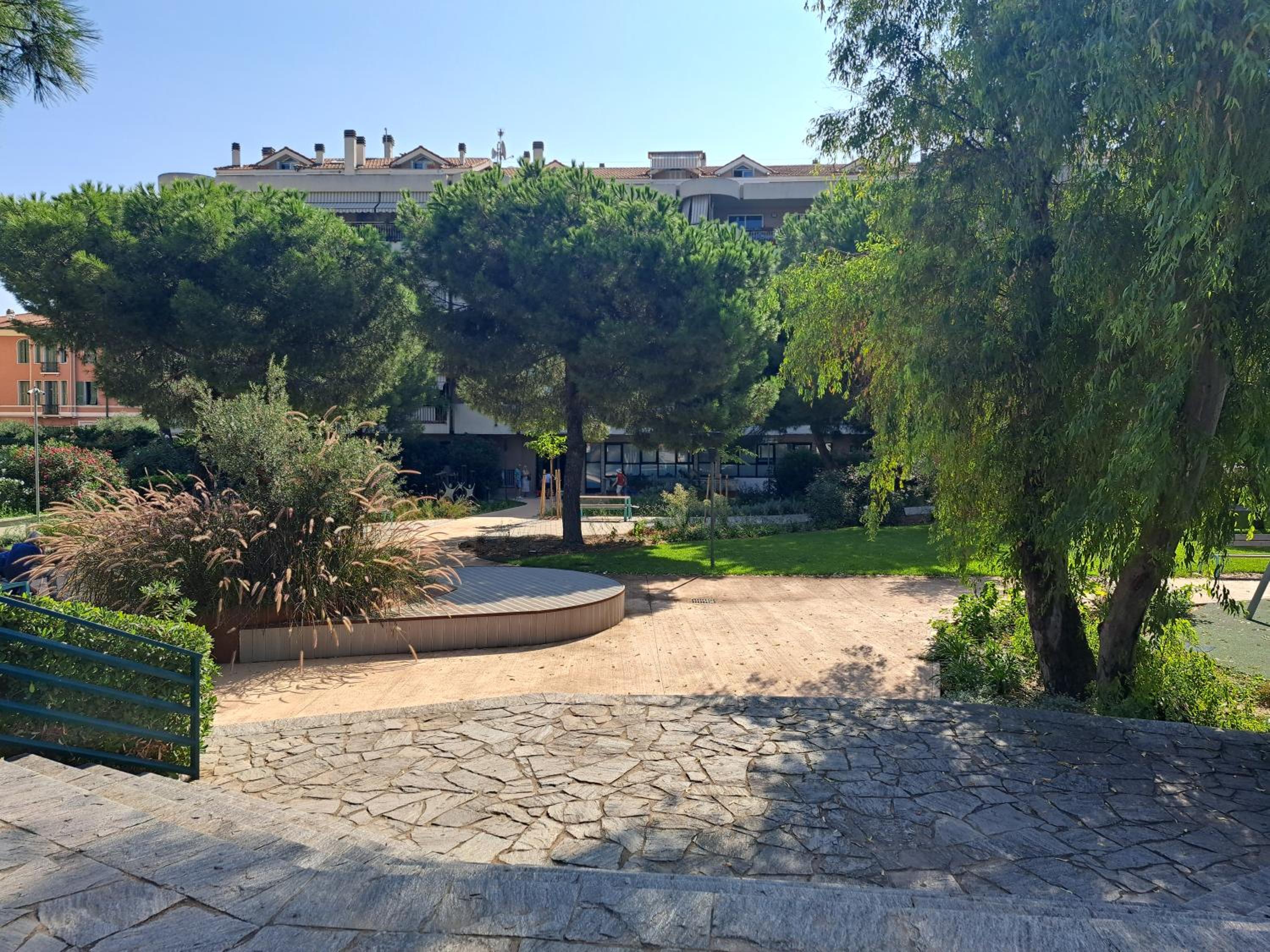 Appartamento - terrazzo vivibile vista mare, wi-fi e box gratuiti view 5