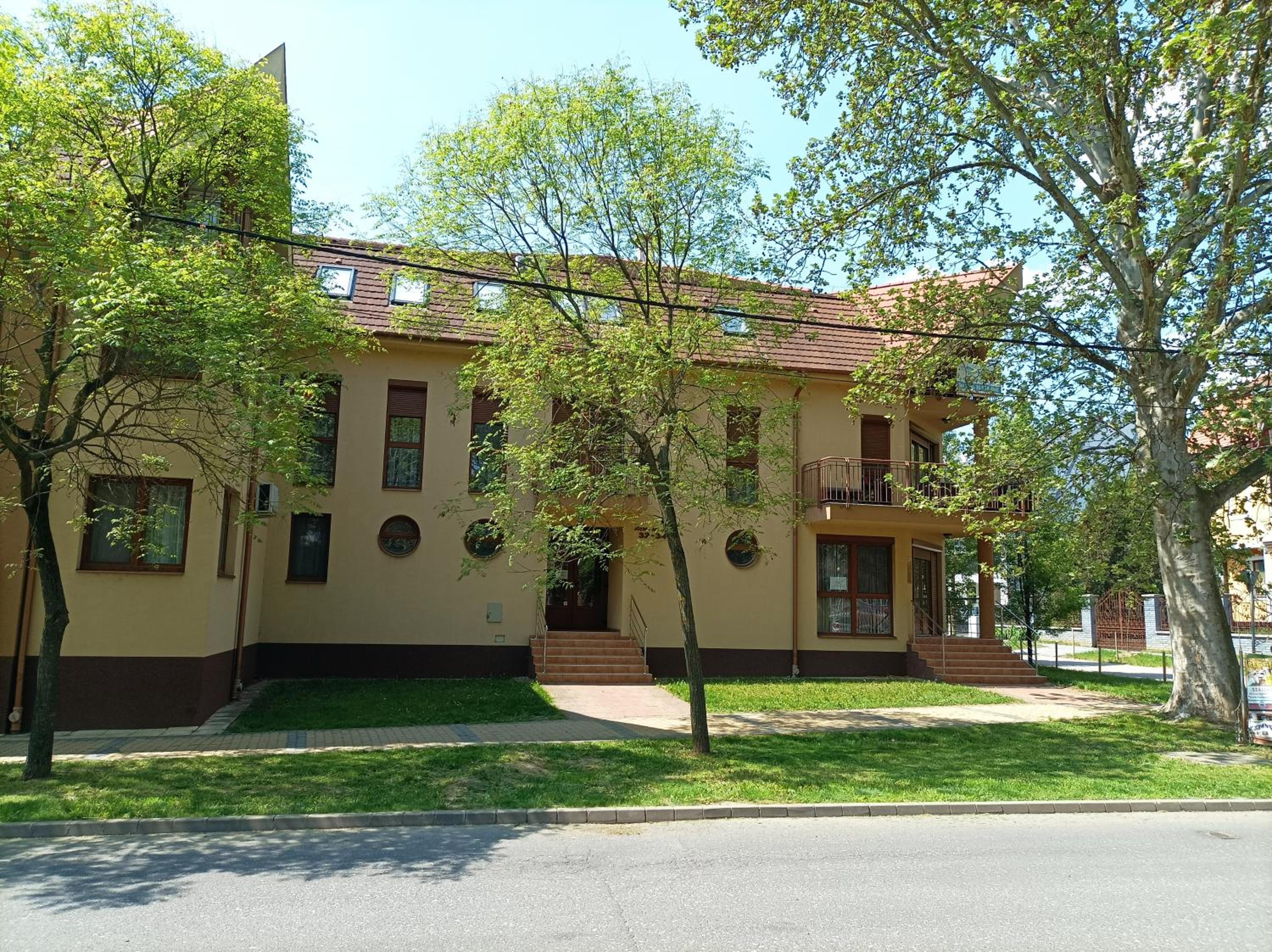 Hotel Aqua-Vital Prémium Apartmanok - Image 1