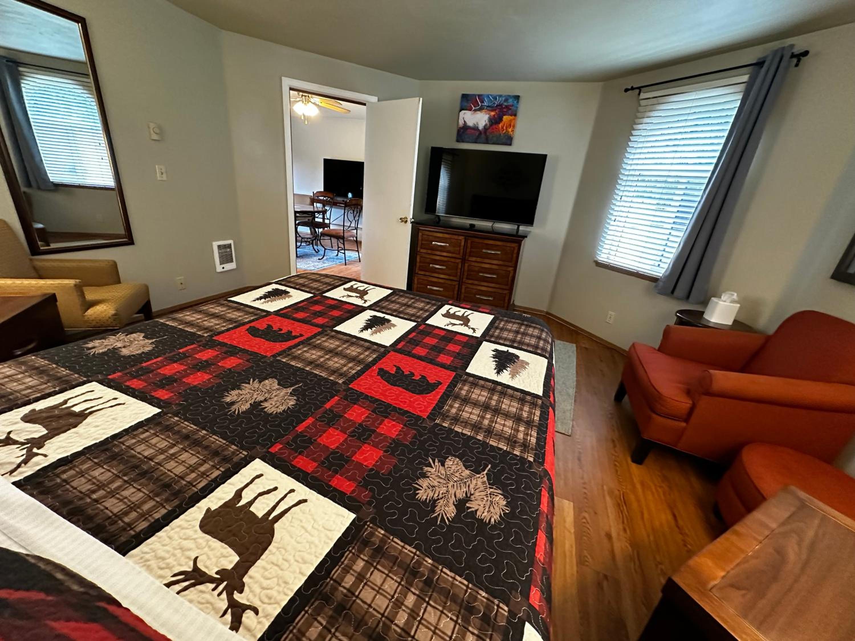 Packwood Lodge & Cabins