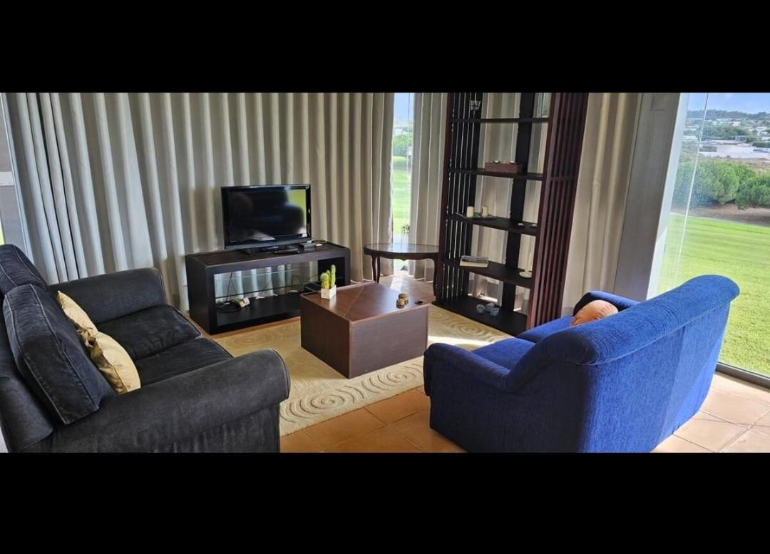 Casa Oliveira view 3