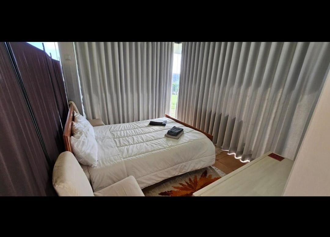 Casa Oliveira view 4