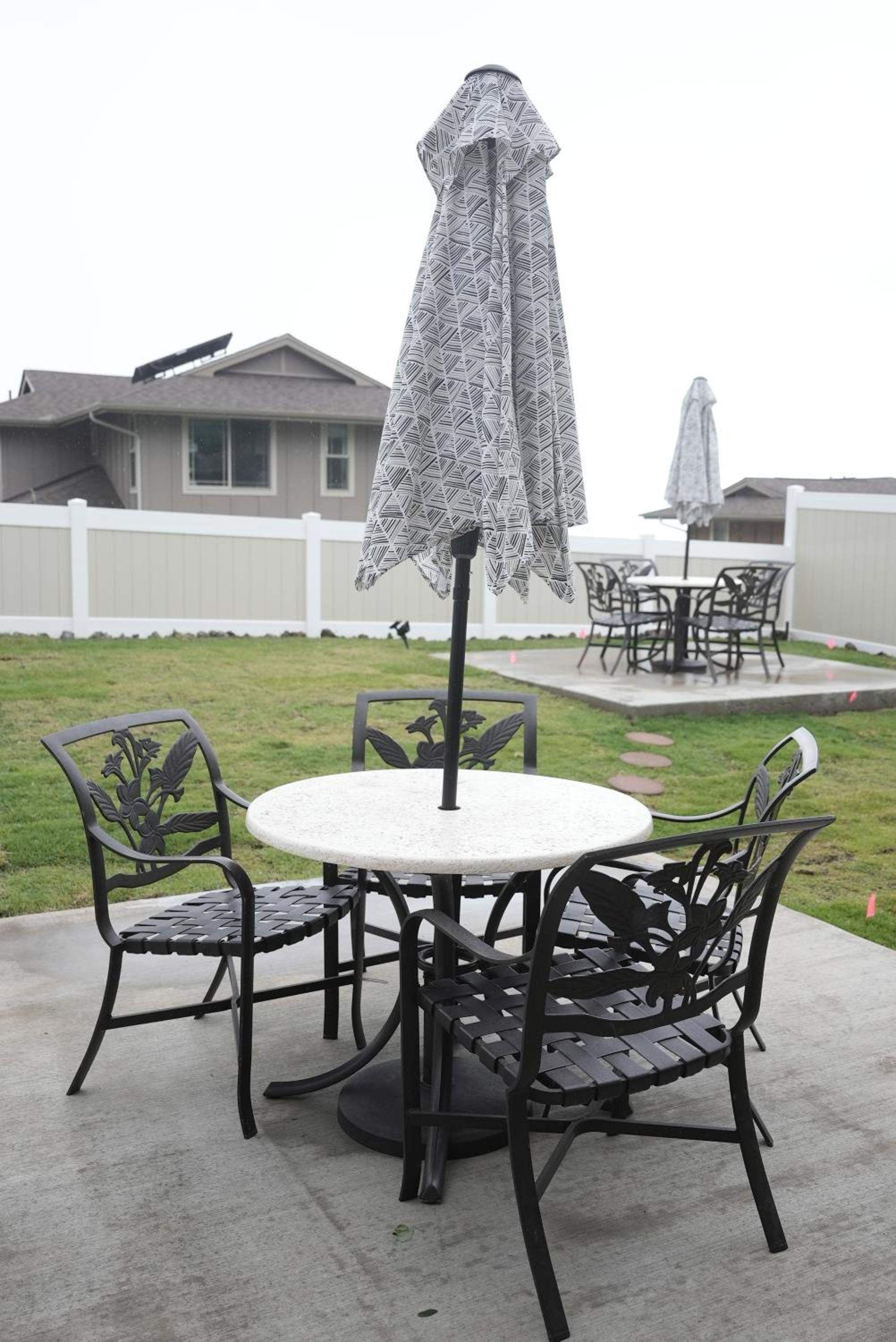 Paradise Ohana Ocean View Oasis with community Pool, Spa, Gym and Rec Area with PingPong, Air Hockey and Foosball