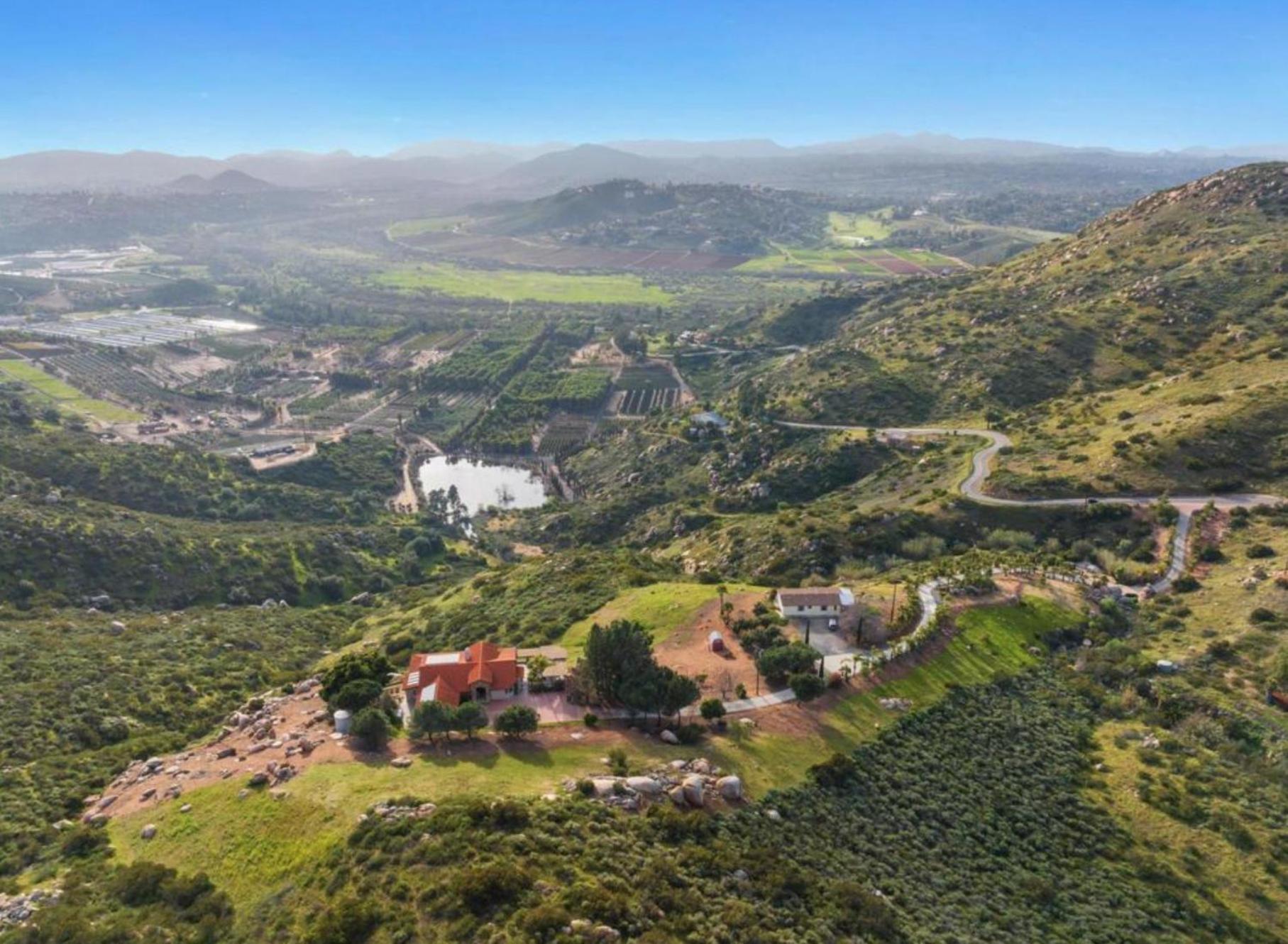 Breathtaking Retreat view 5