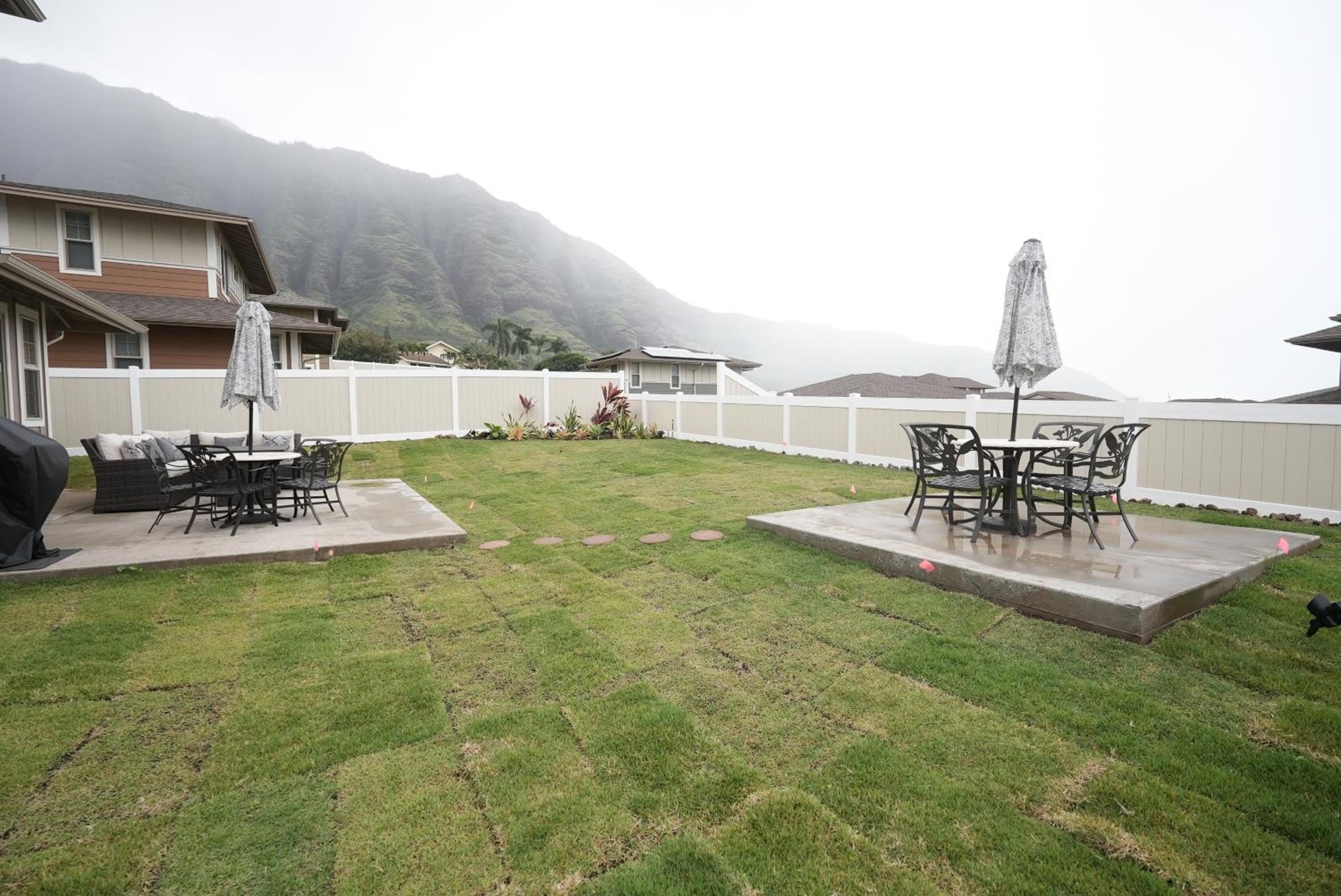 Paradise Ohana Ocean View Oasis with community Pool, Spa, Gym and Rec Area with PingPong, Air Hockey and Foosball