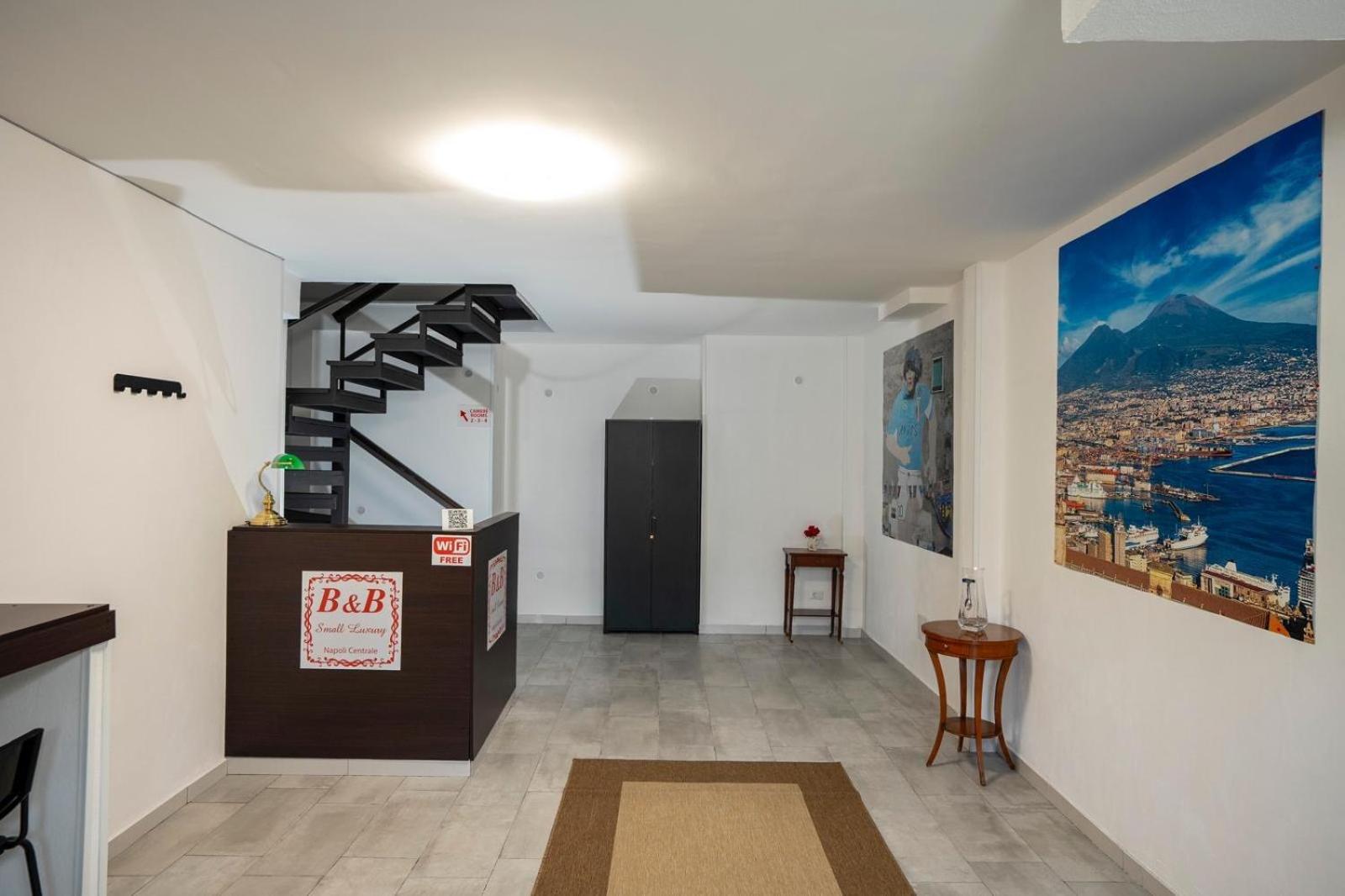 B&B Small Luxury Napoli Centrale