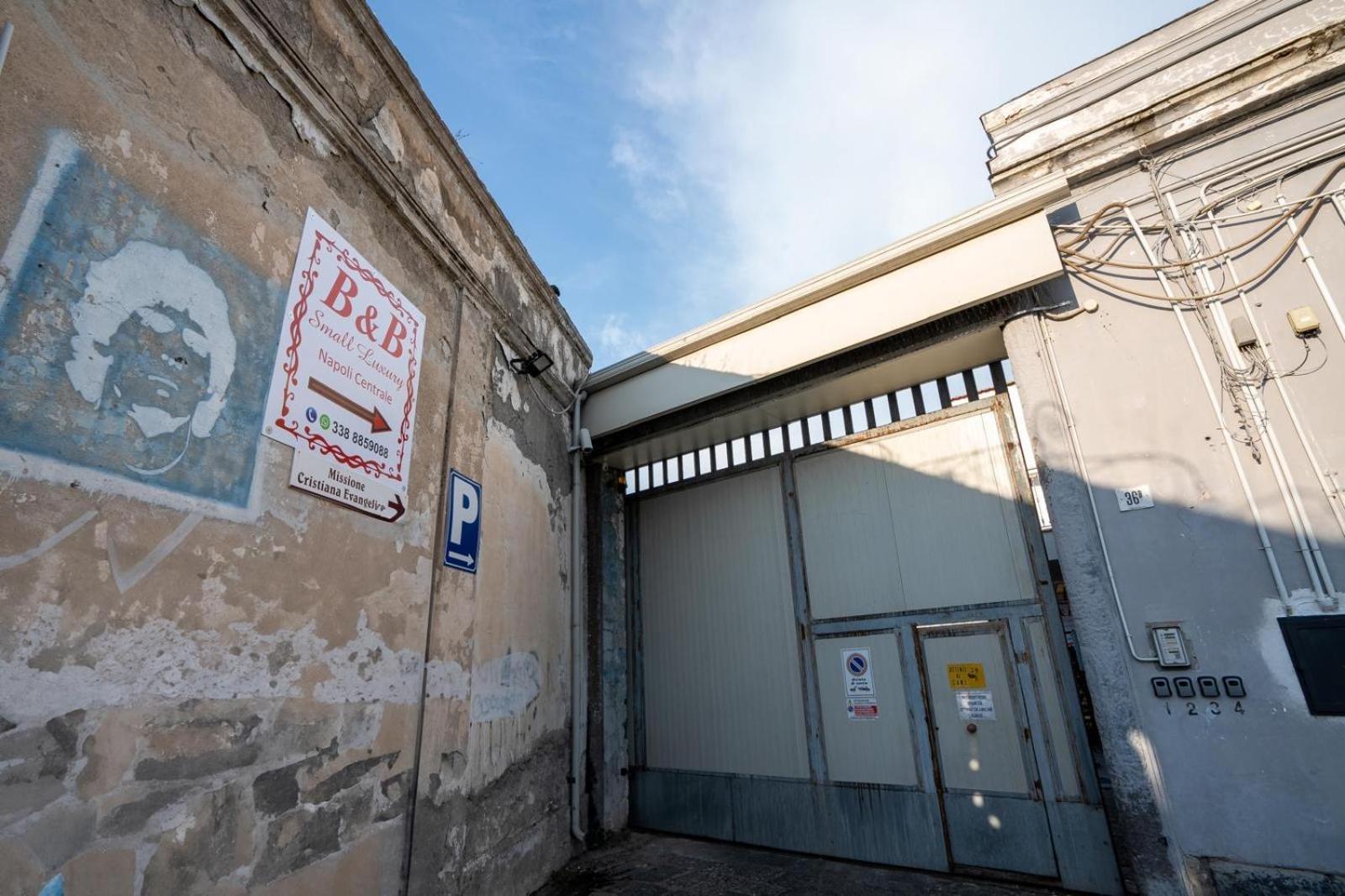 B&B Small Luxury Napoli Centrale