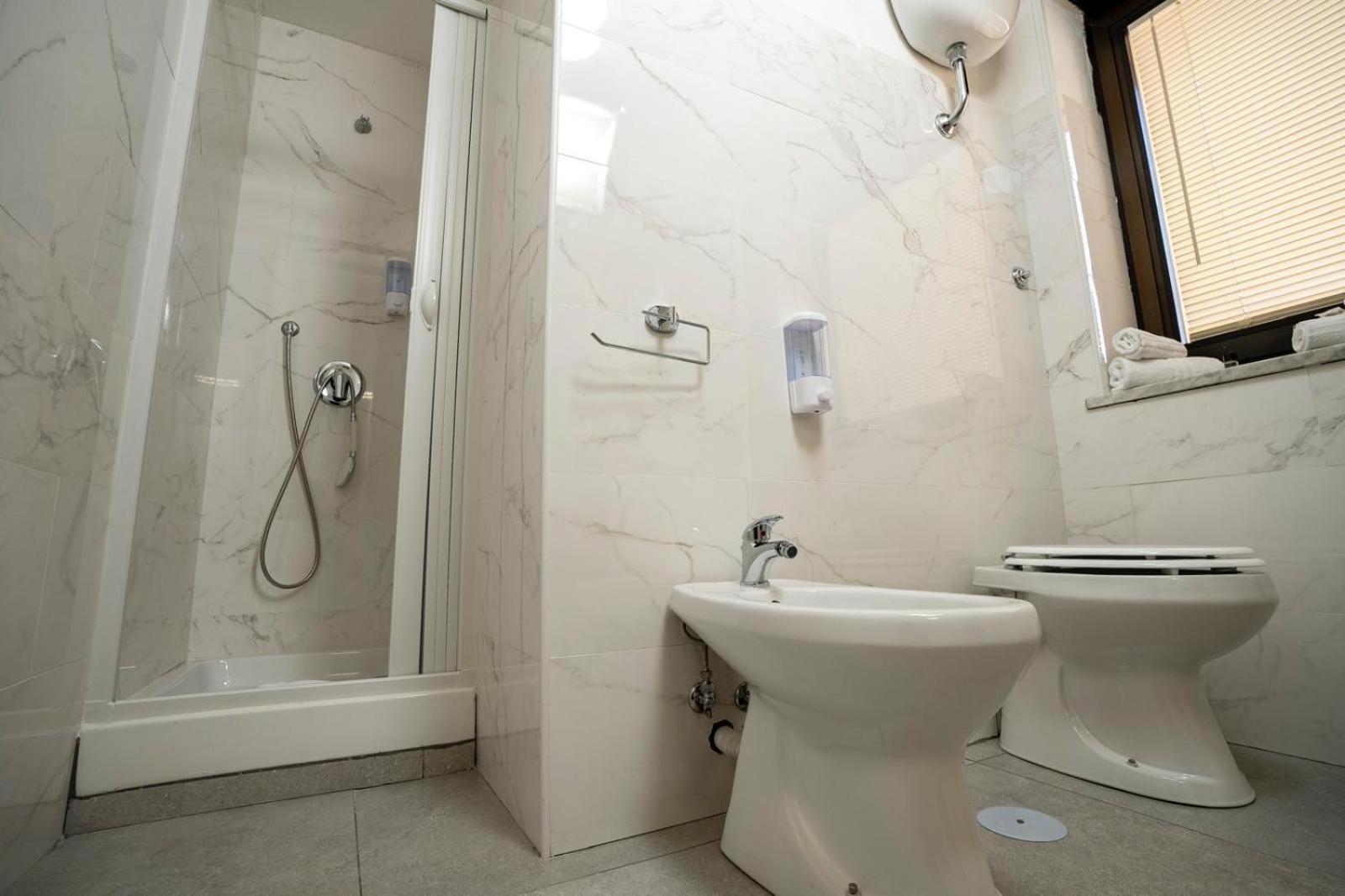 B&B Small Luxury Napoli Centrale