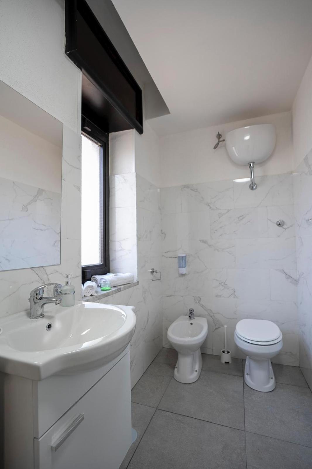 B&B Small Luxury Napoli Centrale