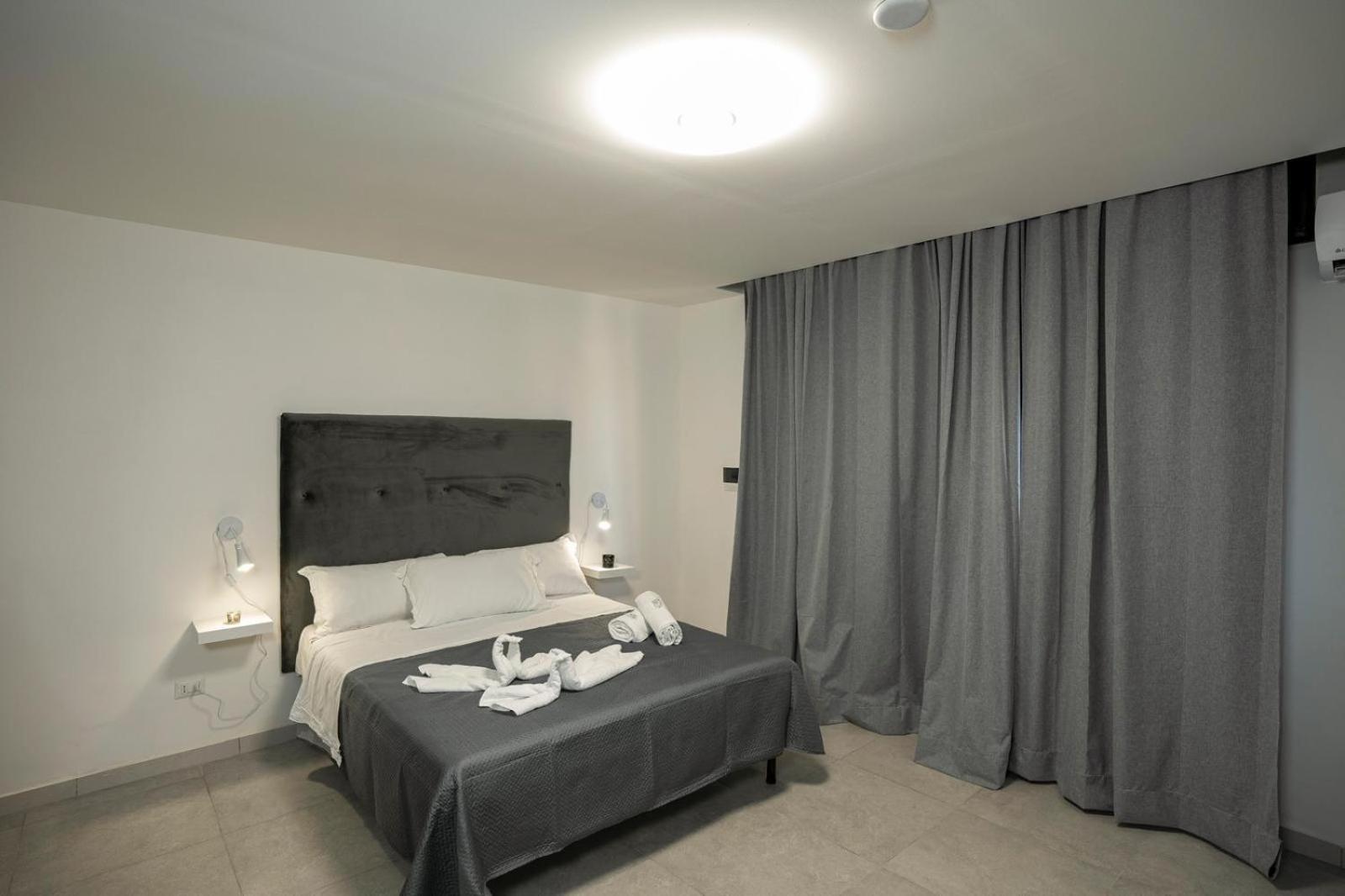 B&B Small Luxury Napoli Centrale