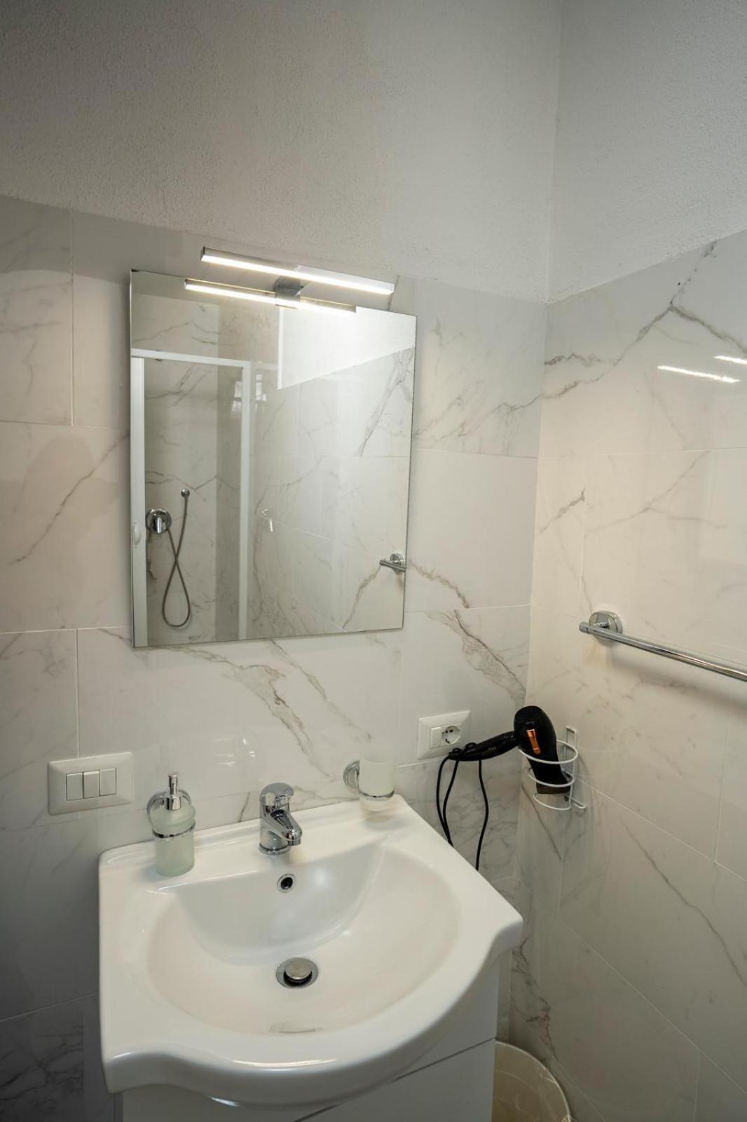 B&B Small Luxury Napoli Centrale