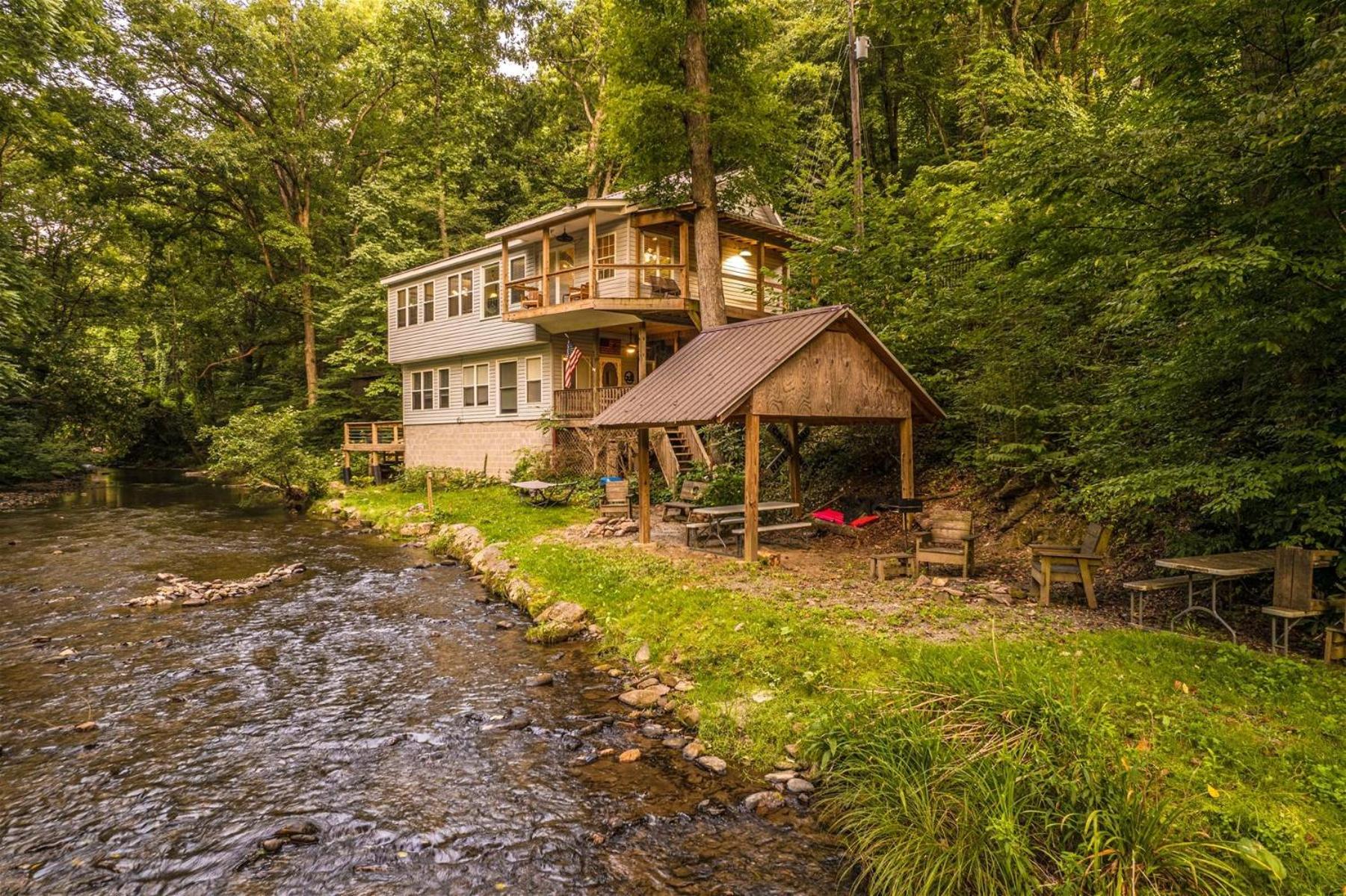 Moonshine Creek Too view 3