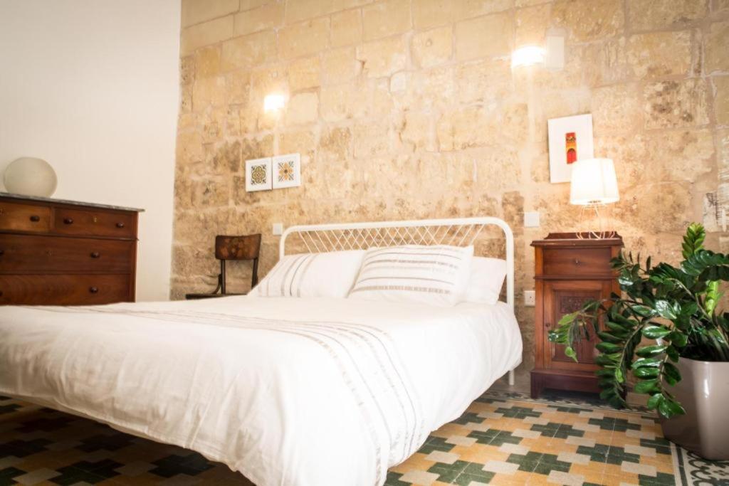 Photo 52