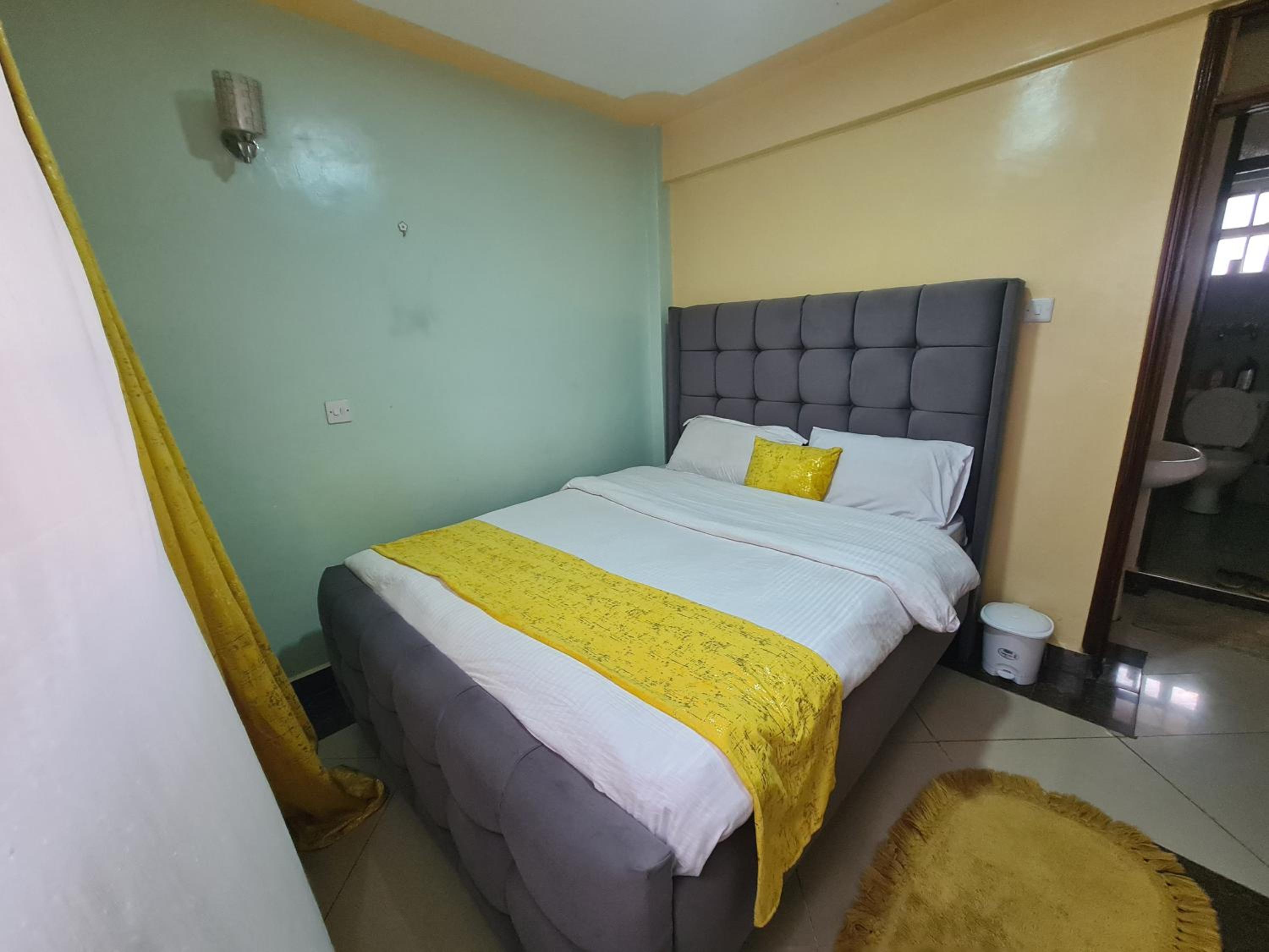 Modern 1 bedroom Roysambu with free parking