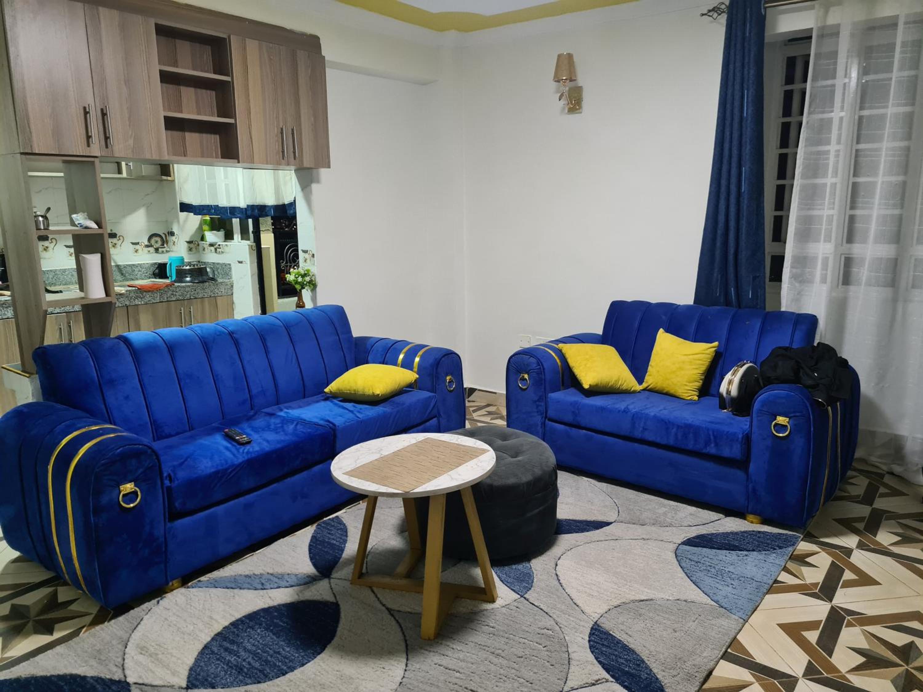 Modern 1 bedroom Roysambu with free parking