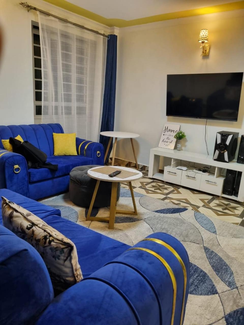 Modern 1 bedroom Roysambu with free parking