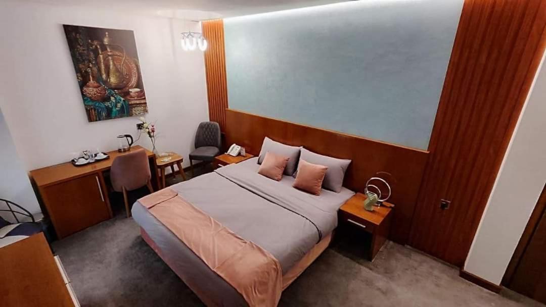Abu Sanaa Hotel