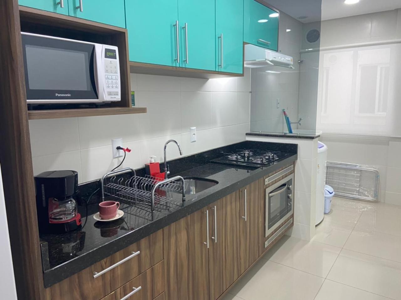 Lindo apartamento no centro Bombinhas 2 quartos