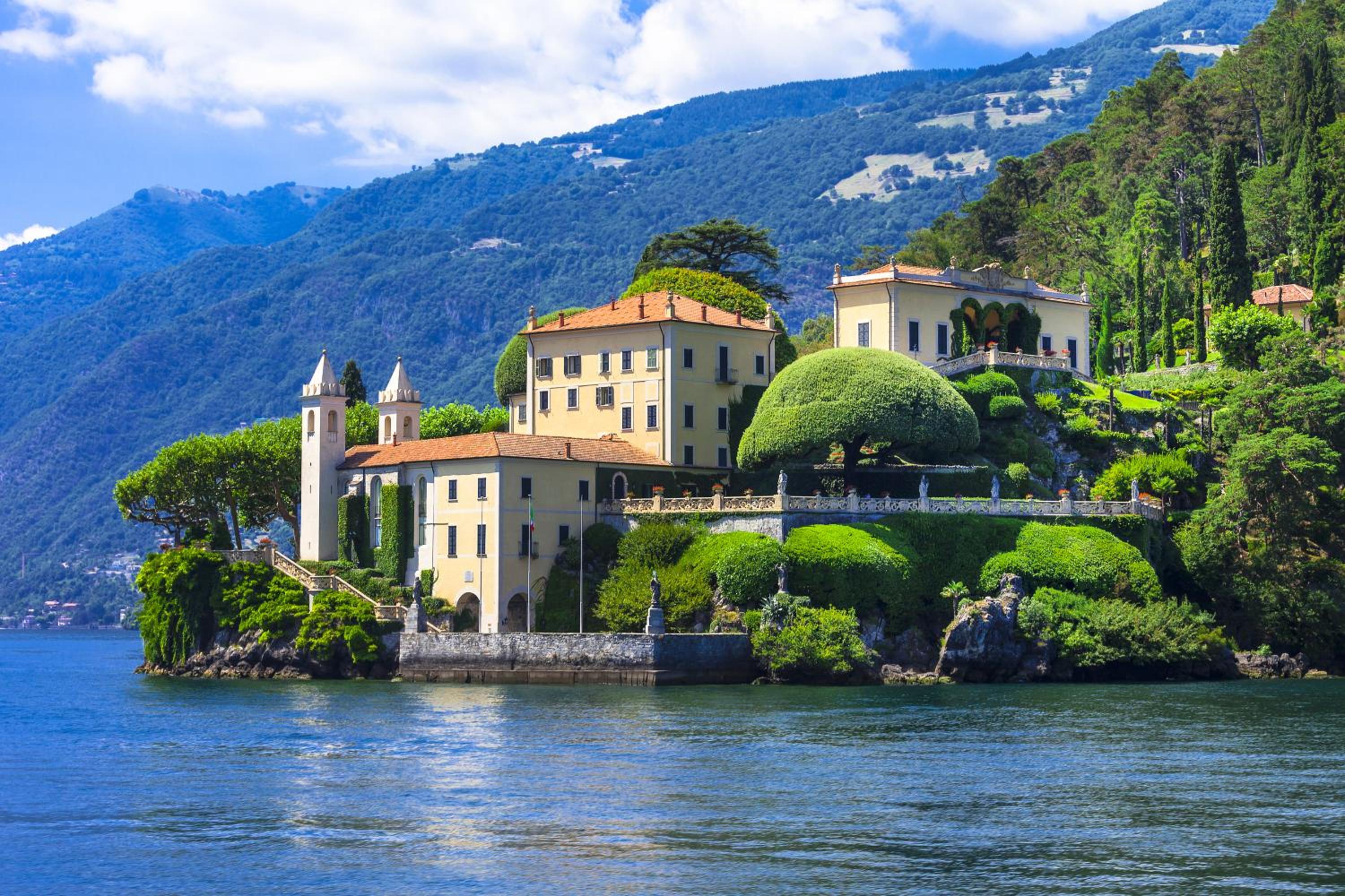 Argegno Fronte Lago view 2