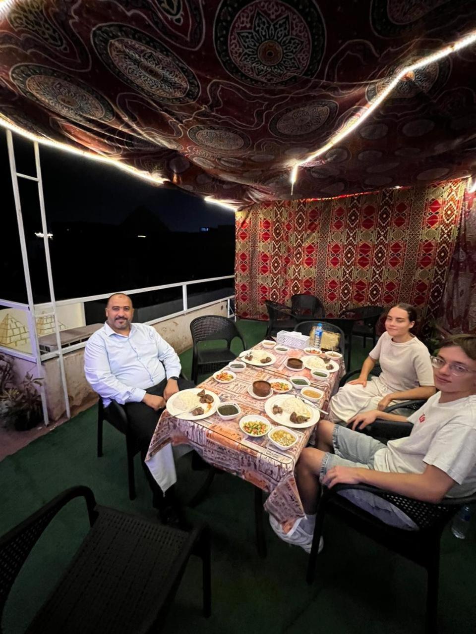 Anas Pyramids view inn