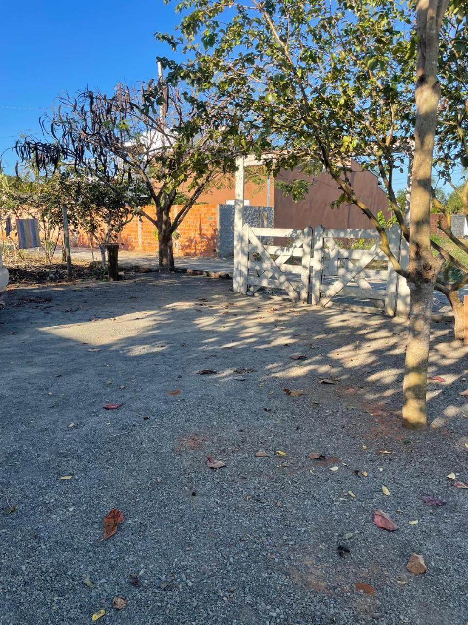 Casa com Piscina na Represa de Carlópolis