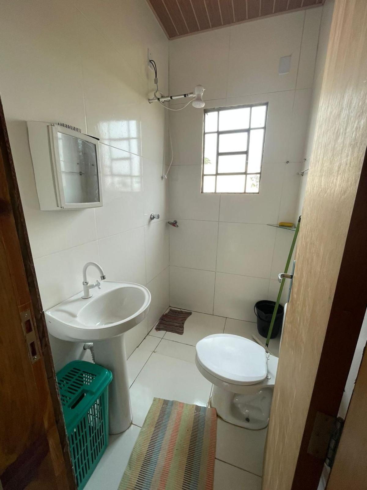 Casa com Piscina na Represa de Carlópolis