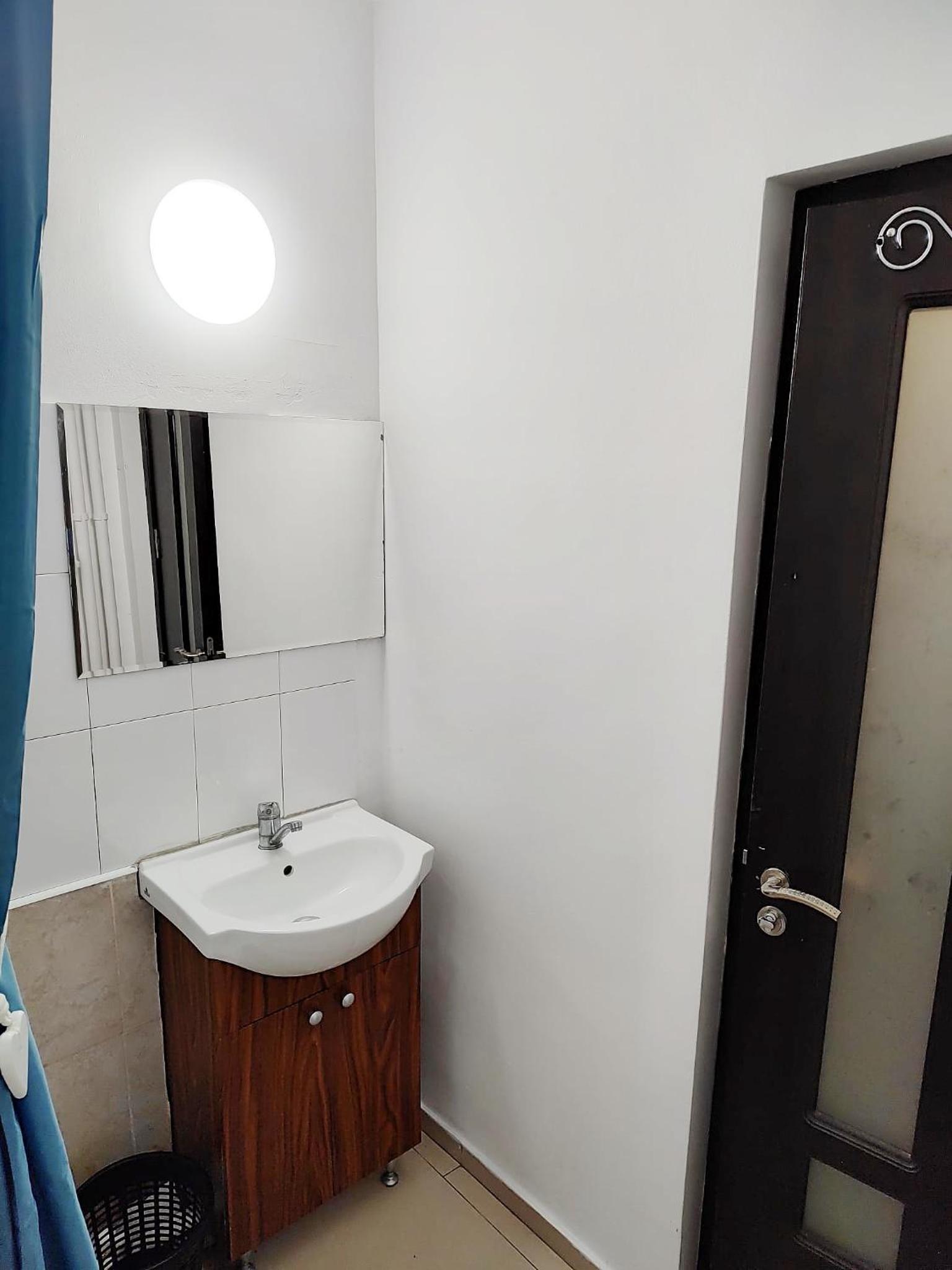 Old town Bucharest- Shared Apartment