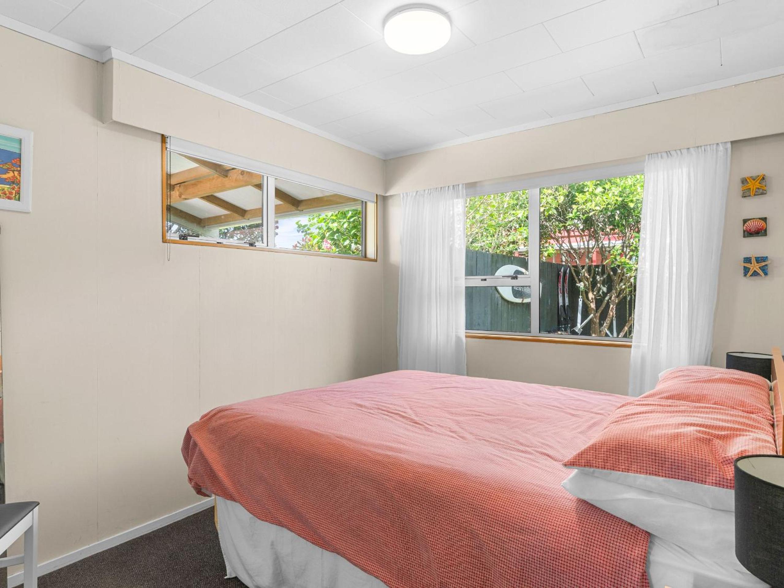 Ruakaka Holiday Escape - Ruakaka Holiday Home