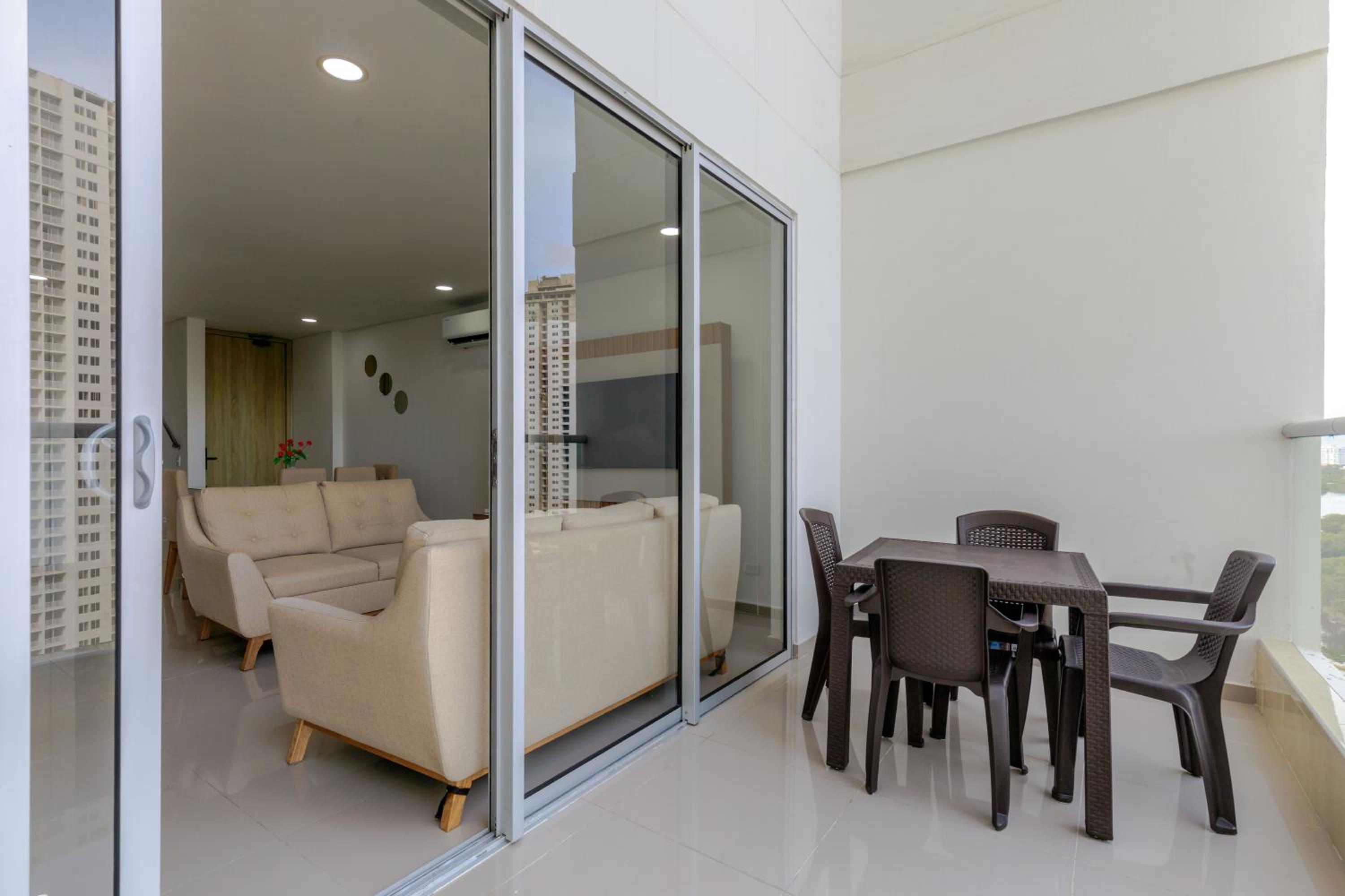 Apartamento Dúplex junto a la playa