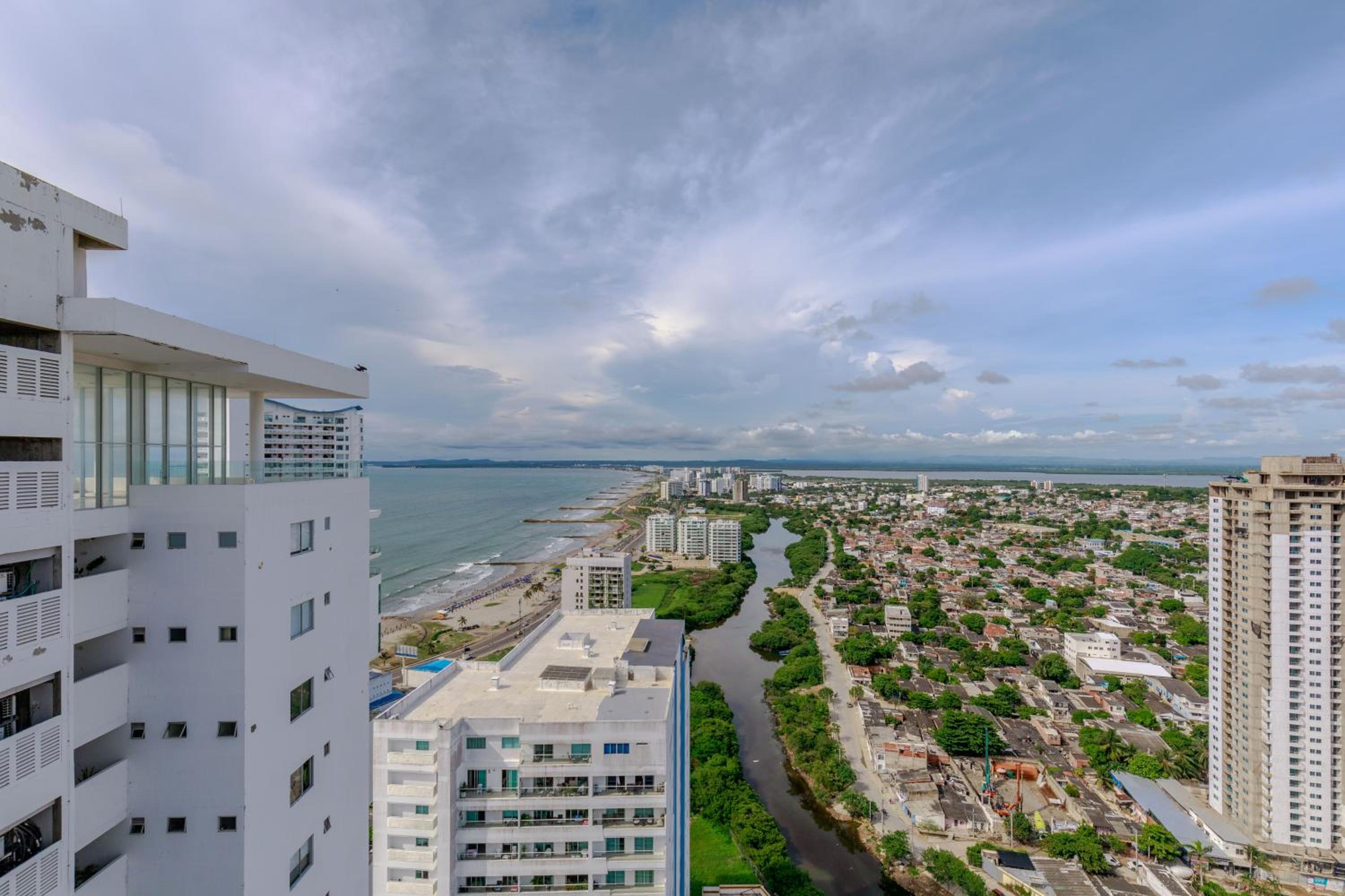 Apartamento Dúplex junto a la playa