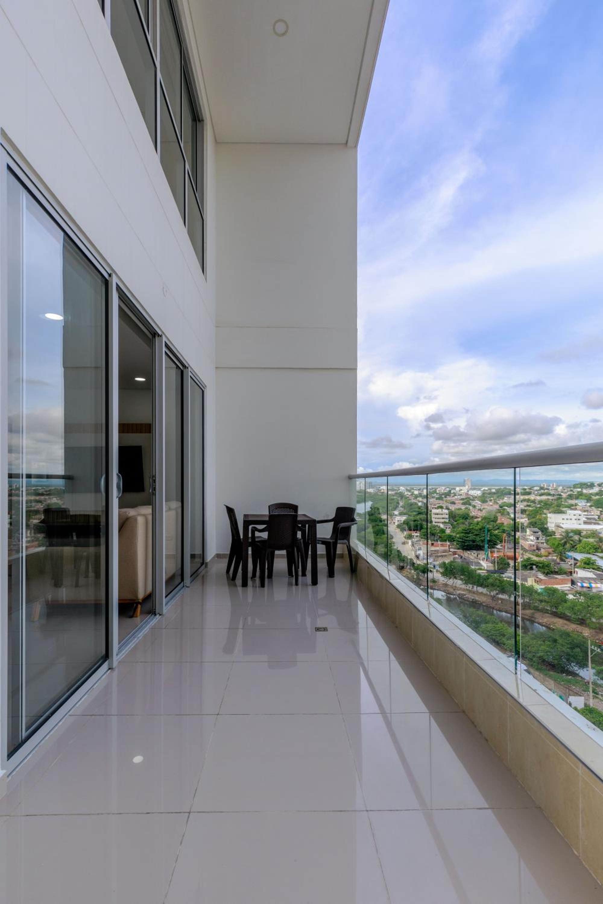 Apartamento Dúplex junto a la playa