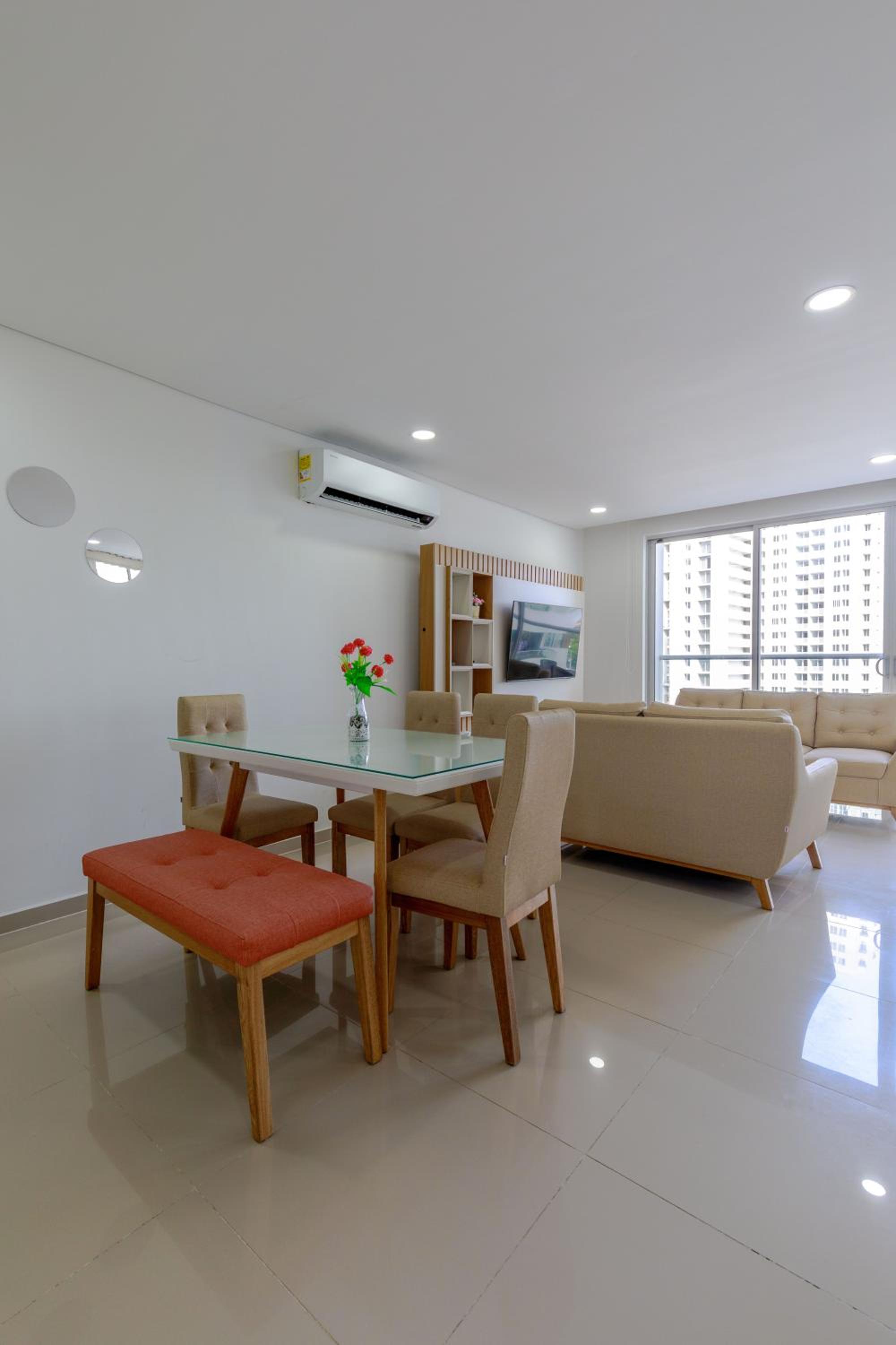 Apartamento Dúplex junto a la playa