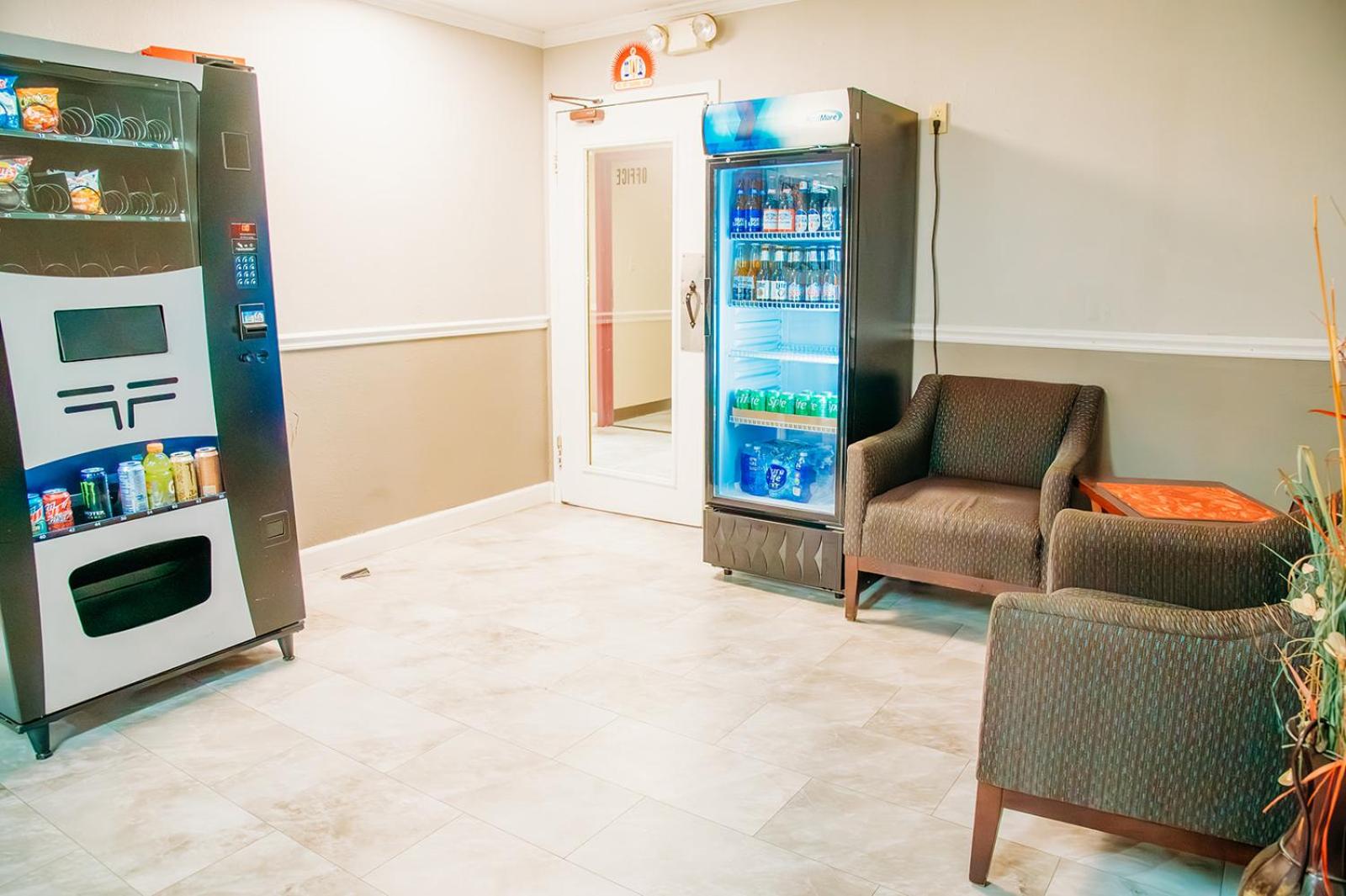 Country Garden Suites - Property Image 18