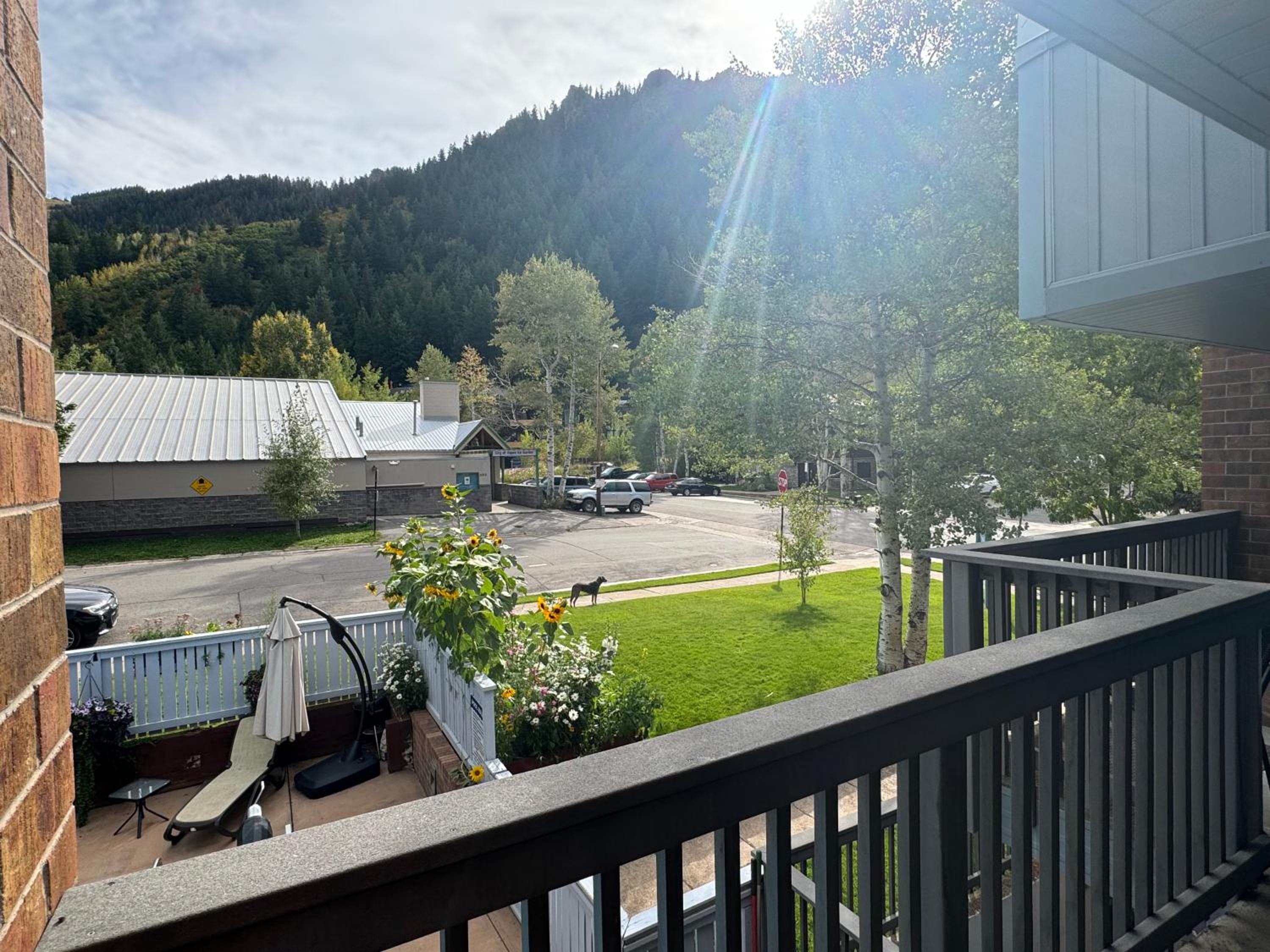 Shadow Mountain Lodge