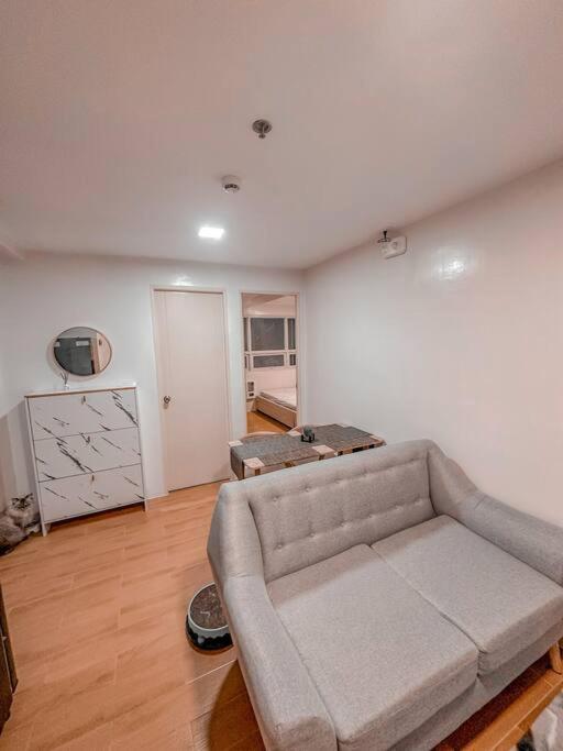 3 BR Seawind Condo with Balcony! view 3