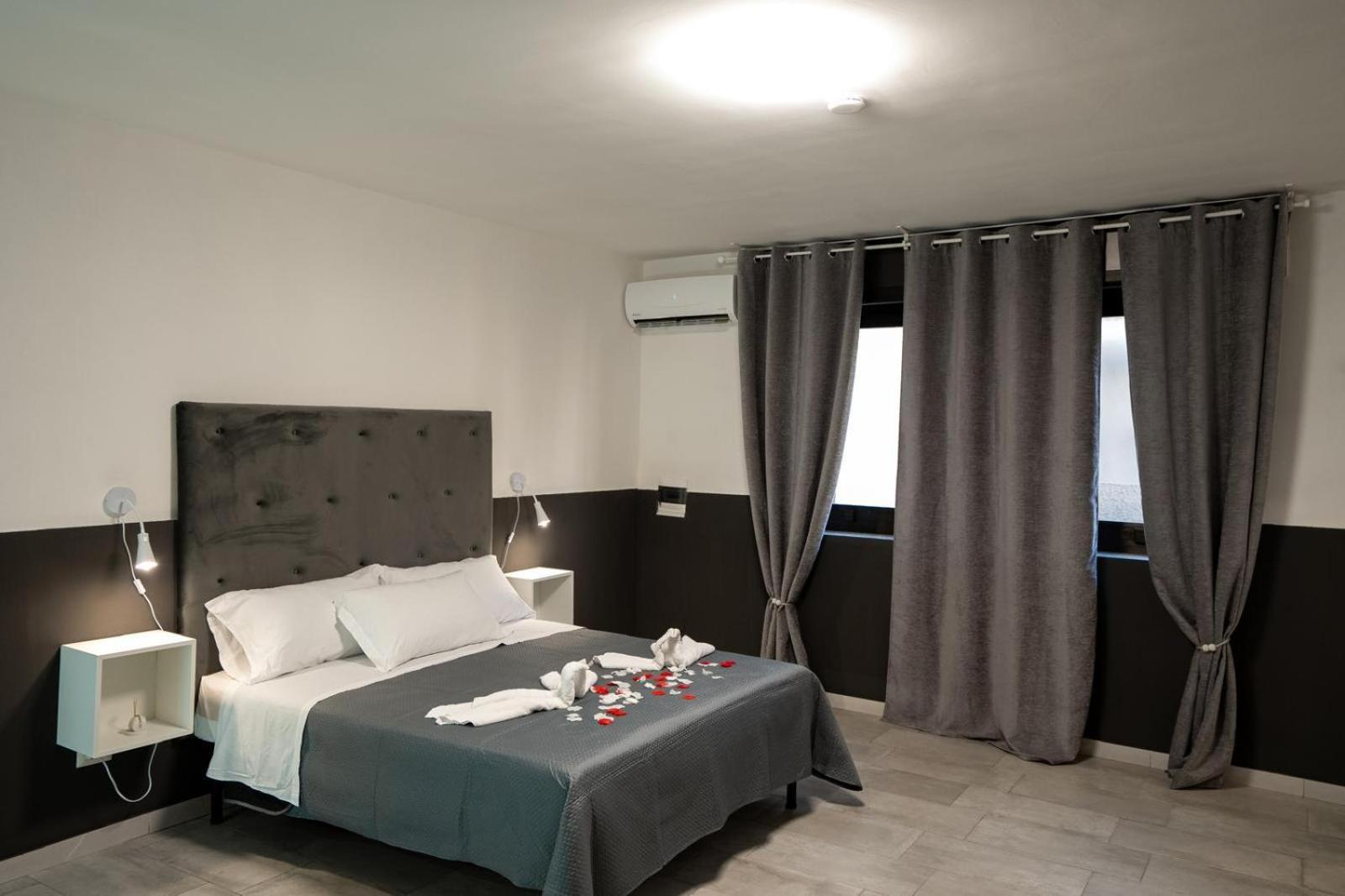 B&B Small Luxury Napoli Centrale