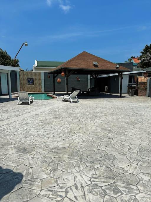 House with pool in Santa Cruz