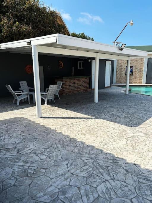 House with pool in Santa Cruz
