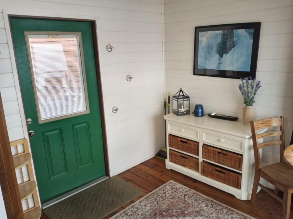 Ocean Front Cabin 15, Jacuzzi & Sensational Views view 4